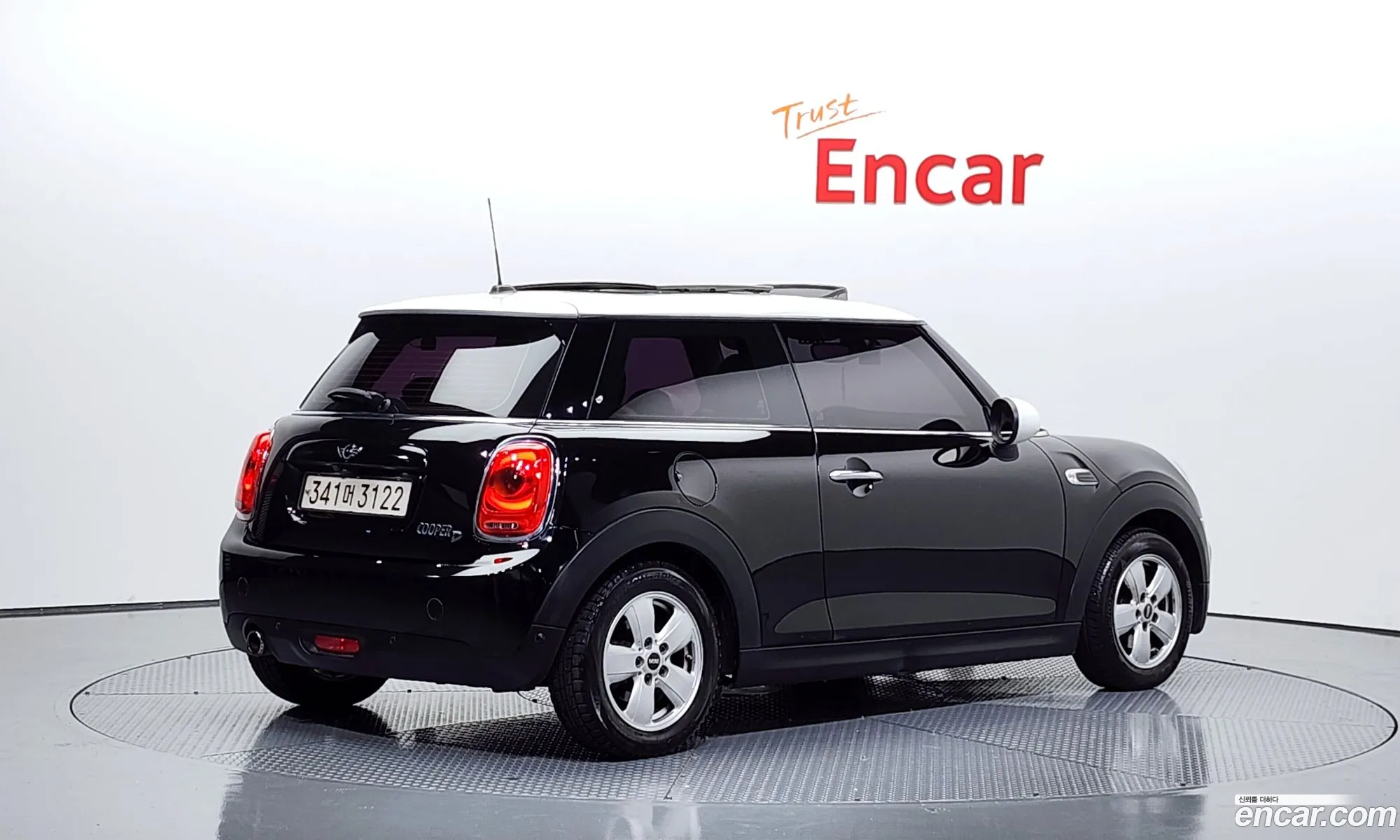 Mini Cooper D 2017 — 15