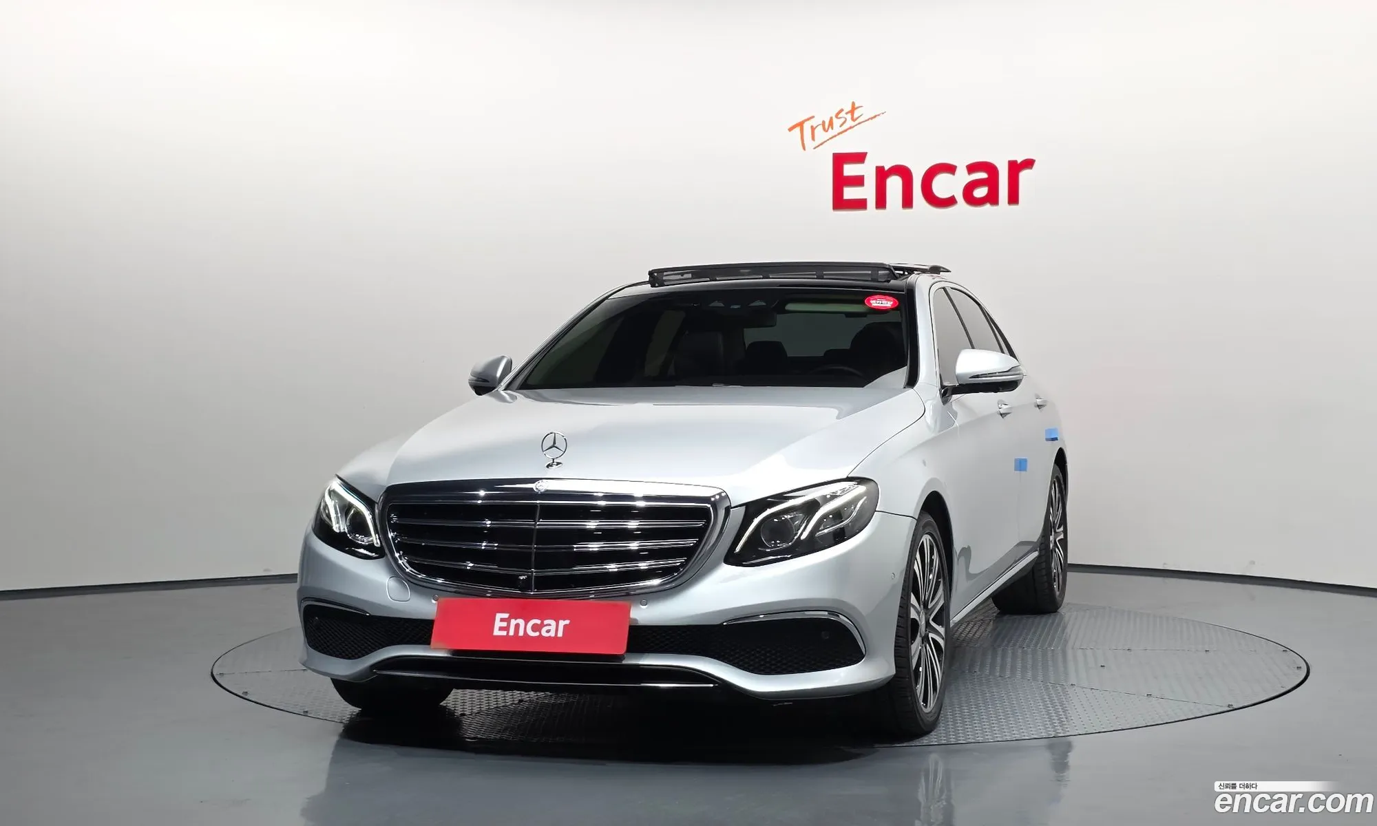 Mercedes-Benz E-Class W213 2017 — 9
