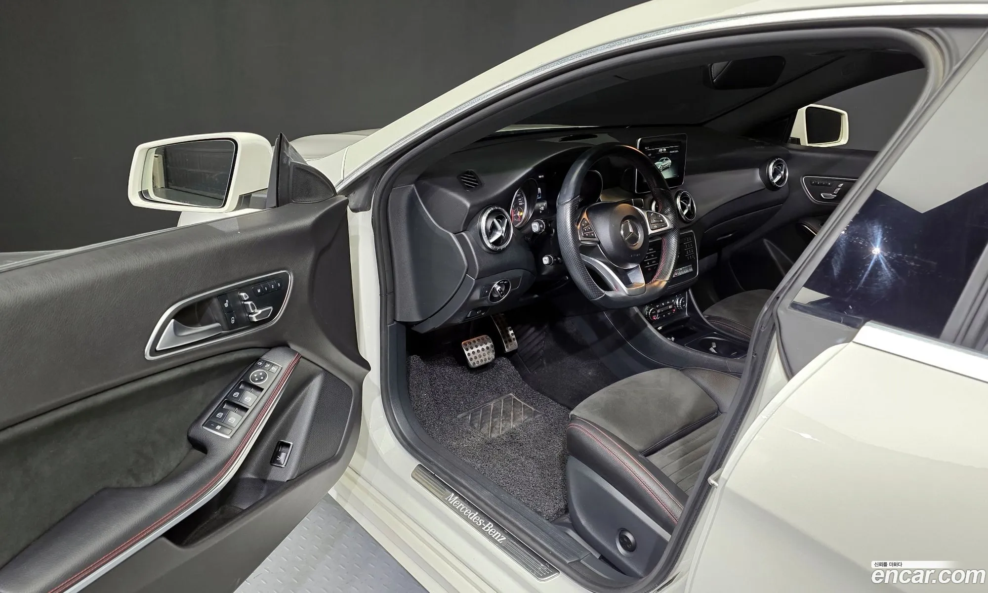 Mercedes-Benz CLA-Class C117 2017 — 2