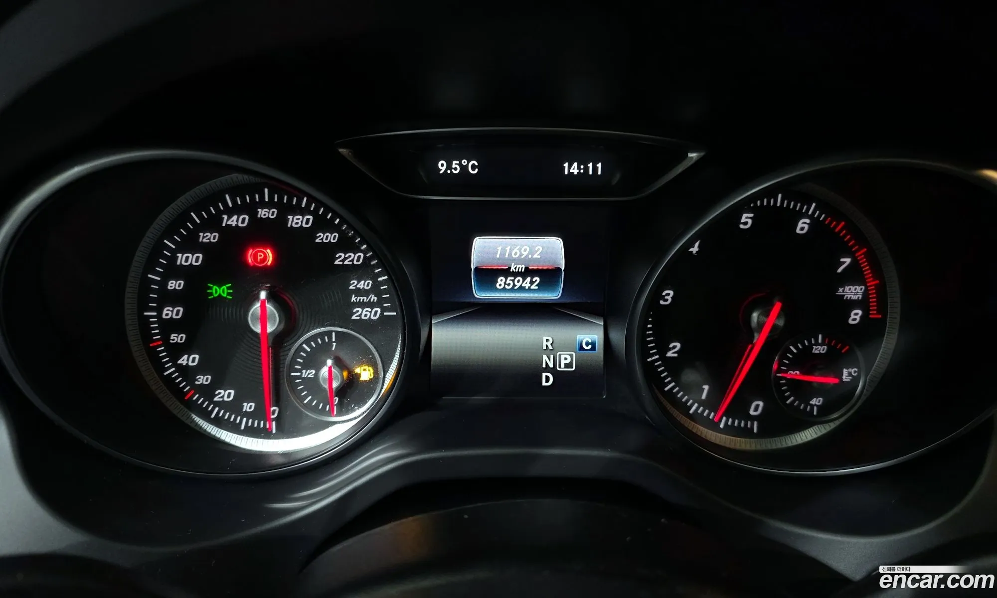 Mercedes-Benz CLA-Class C117 2017 — 15