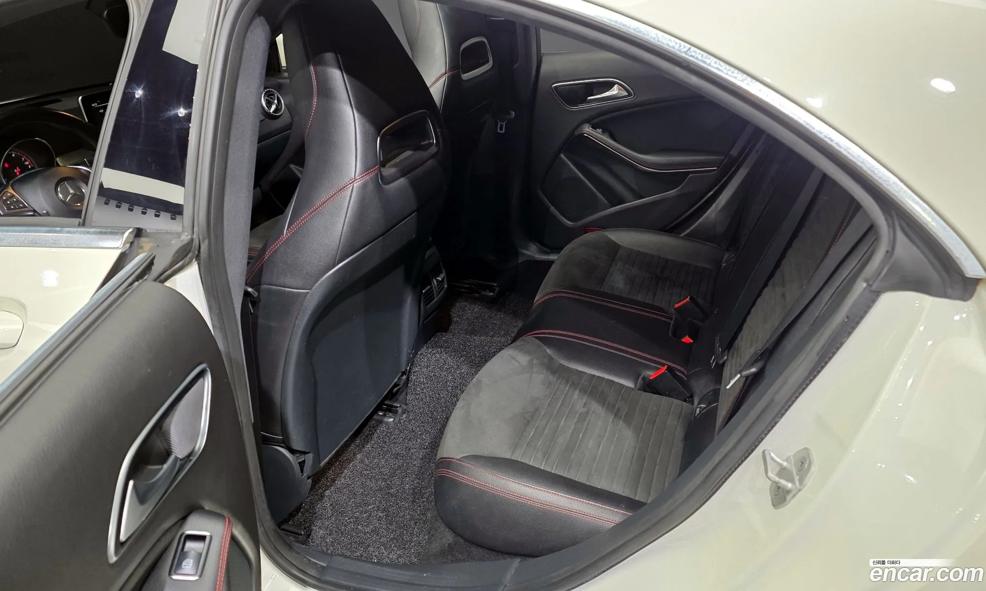 Mercedes-Benz CLA-Class C117 2017 — 10