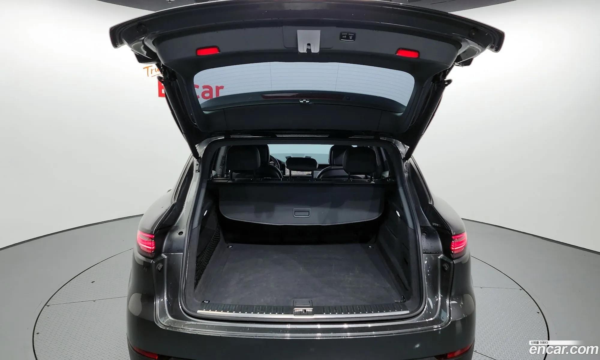 Porsche Cayenne 2019 WP1AA29Y8KDA24918 — 4