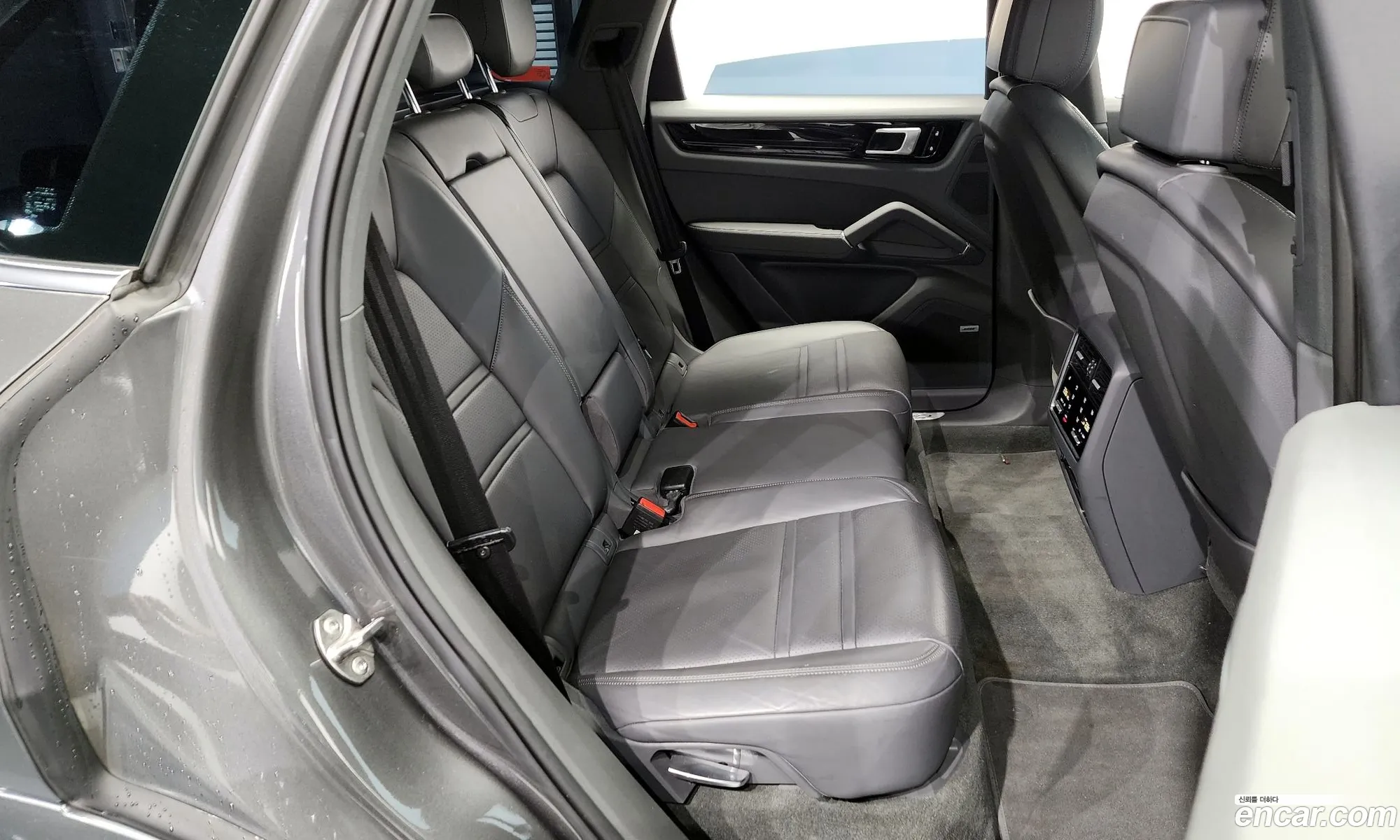 Porsche Cayenne 2019 WP1AA29Y8KDA24918 — 14