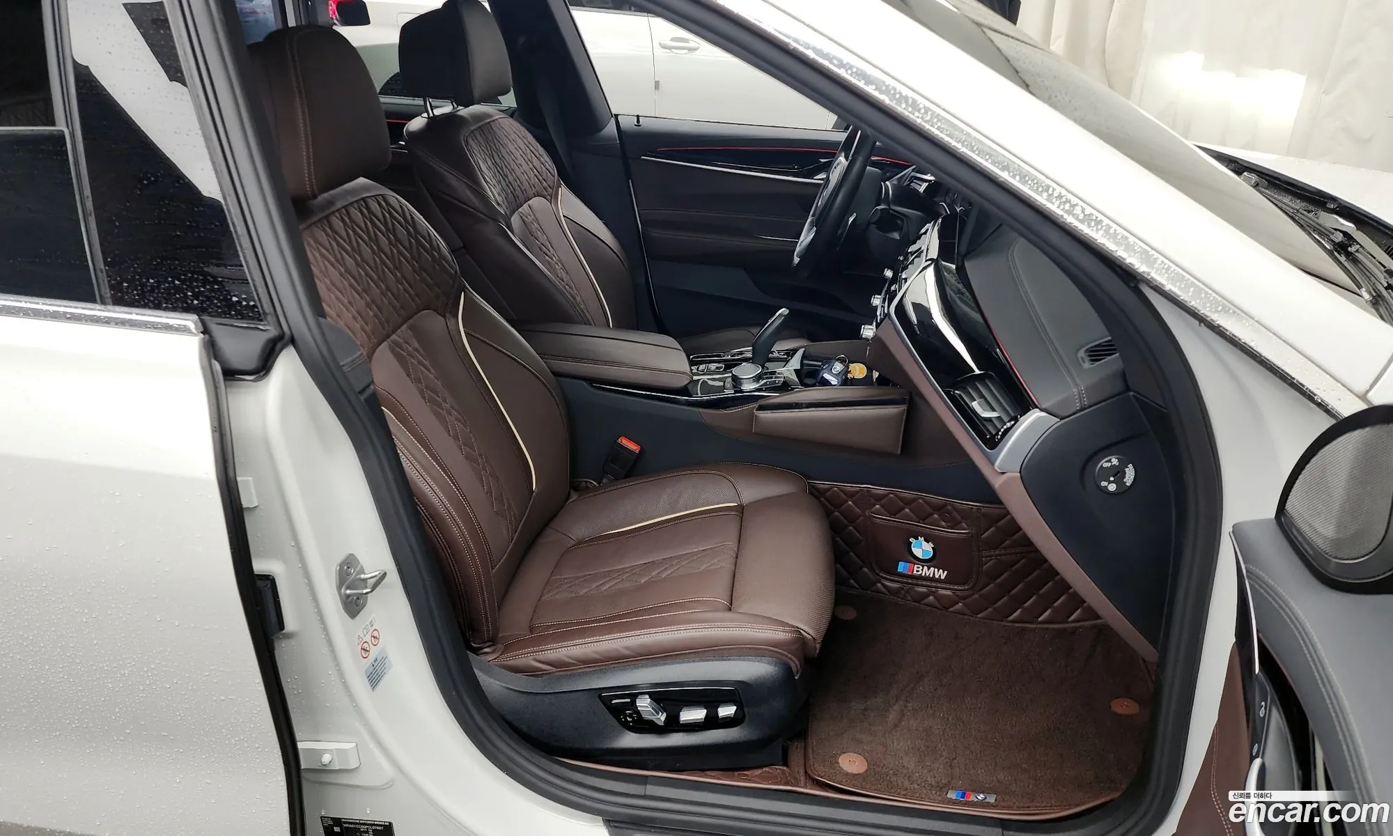 BMW 6 Series GT 2023 WBA61CC00PCL97607 — 12
