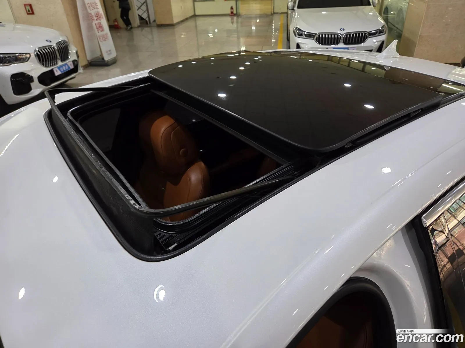 Cadillac CT6 2017 — 16