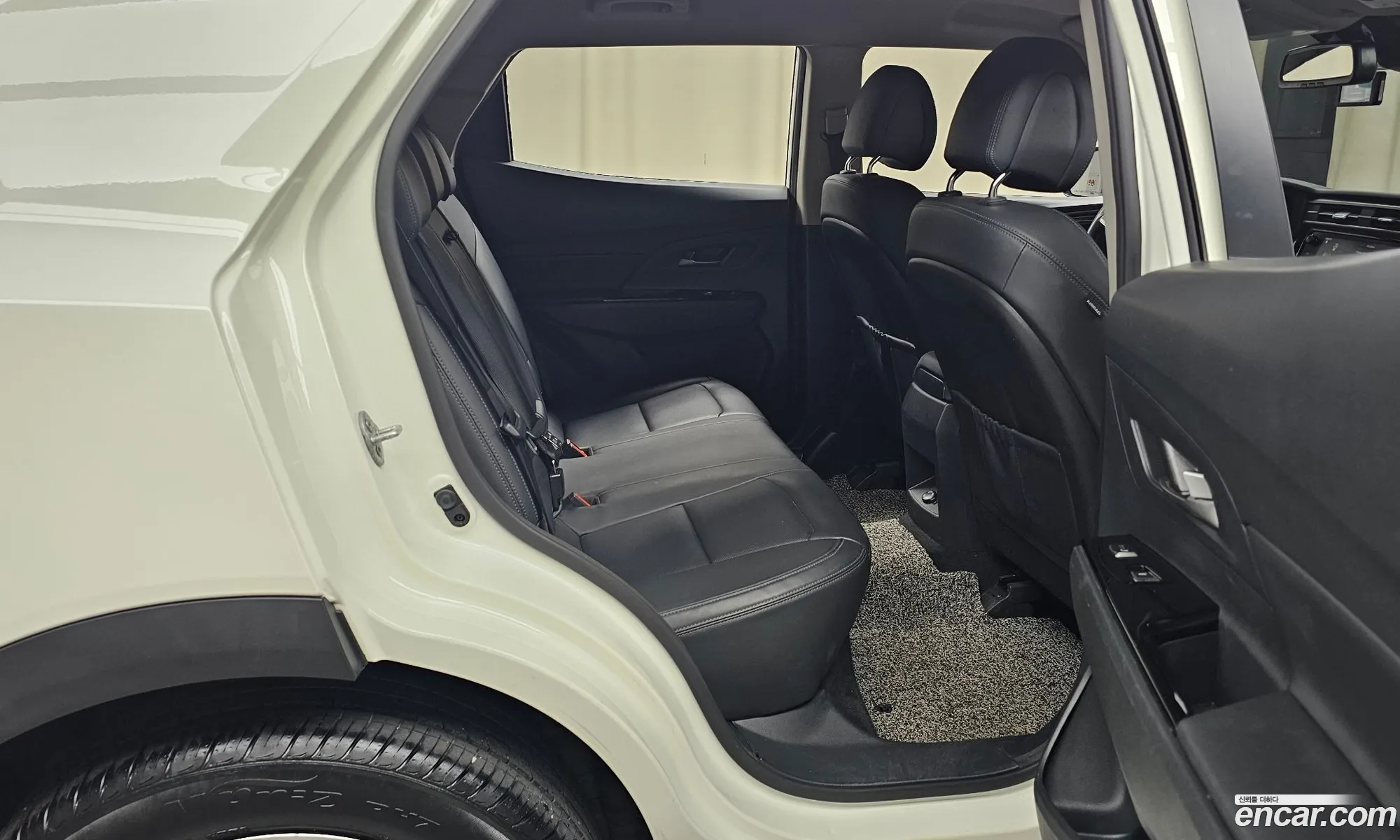 KG Mobility (SsangYong) Beautiful Korando 2020 — 17