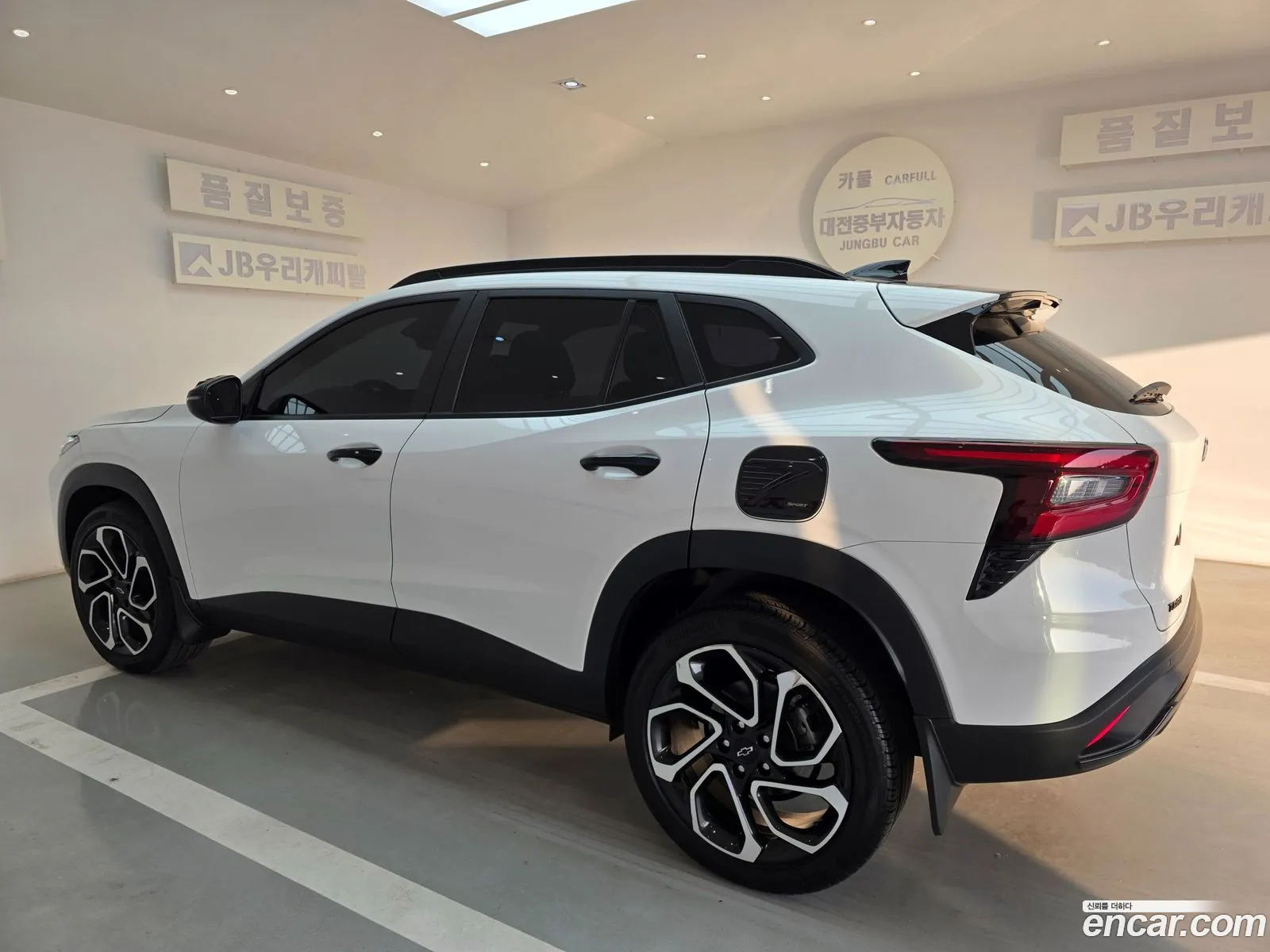 Chevrolet (GM Daewoo) Trax Crossover 2023 — 12