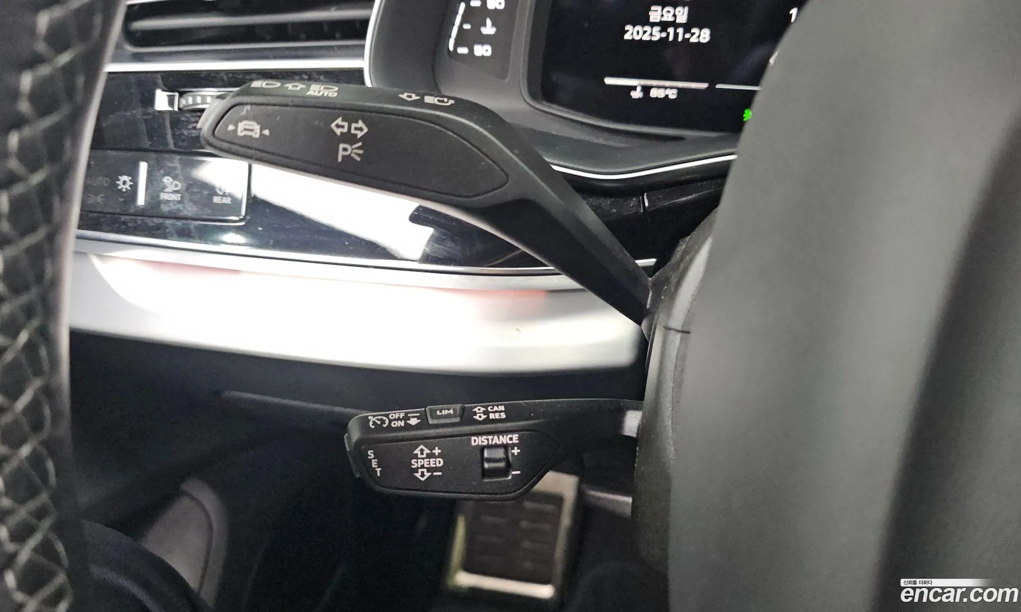 Audi Q8 2023 WAUZZZF19PD005425 — 3