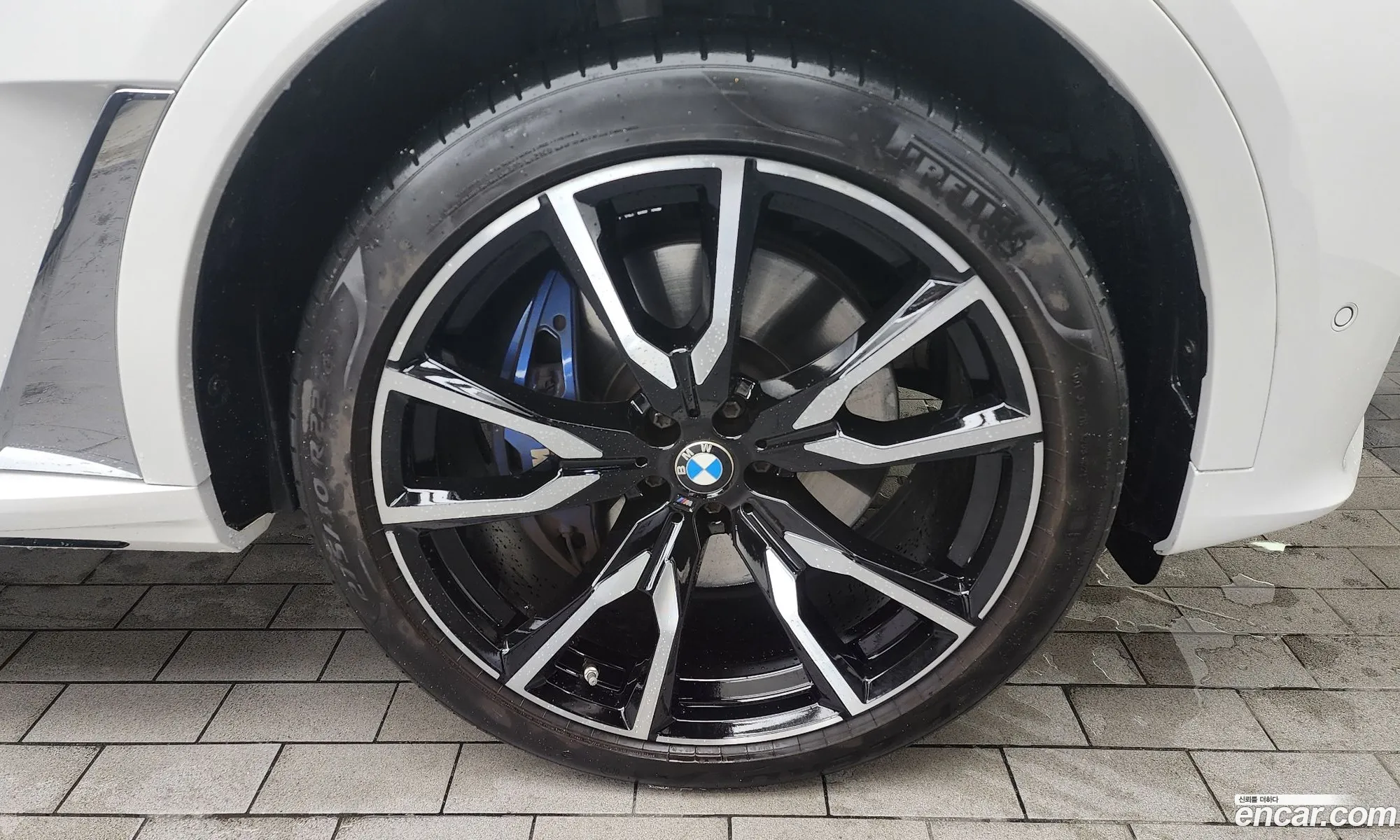BMW X7 2022 — 20