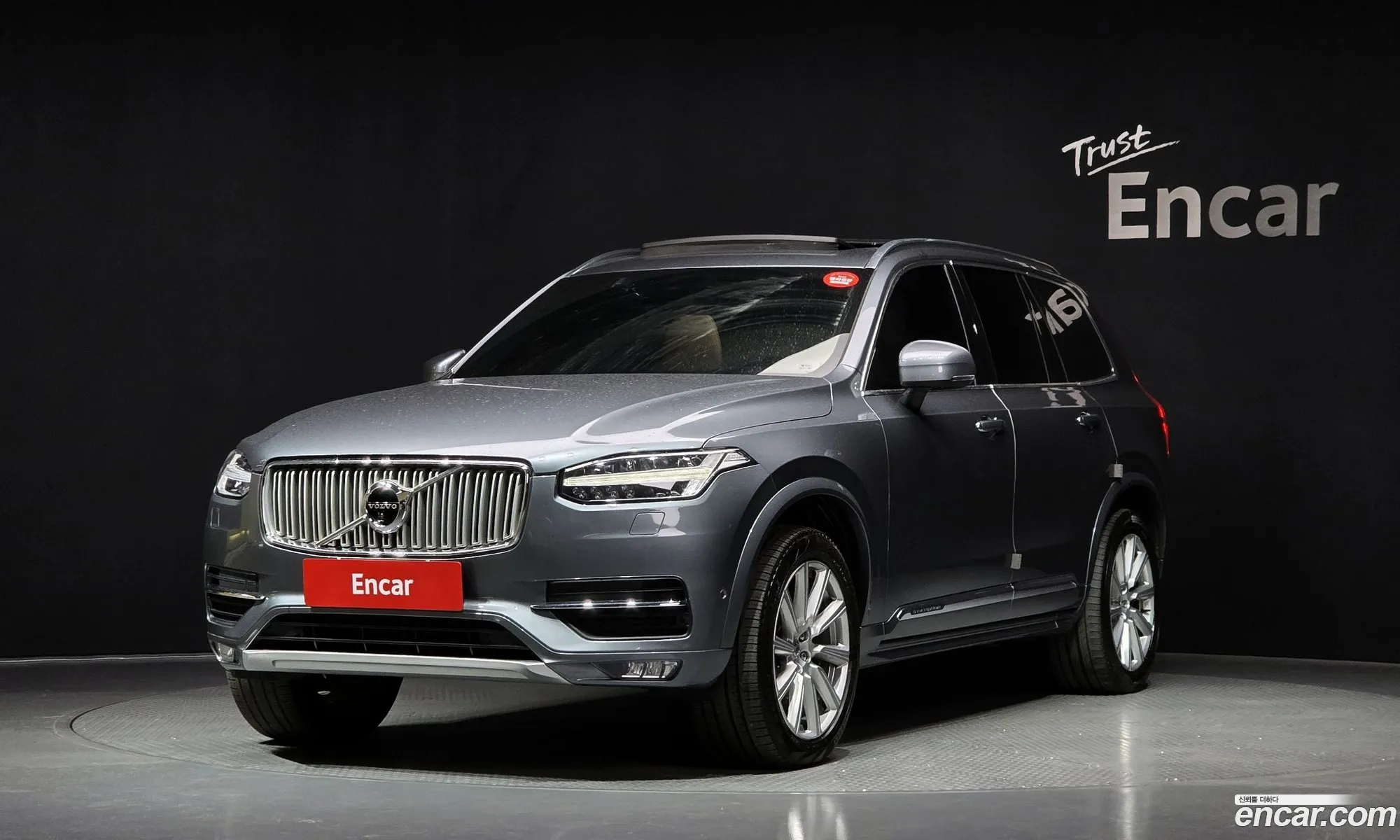 Volvo XC90 2018 YV1LF68TCK1421407 — 10