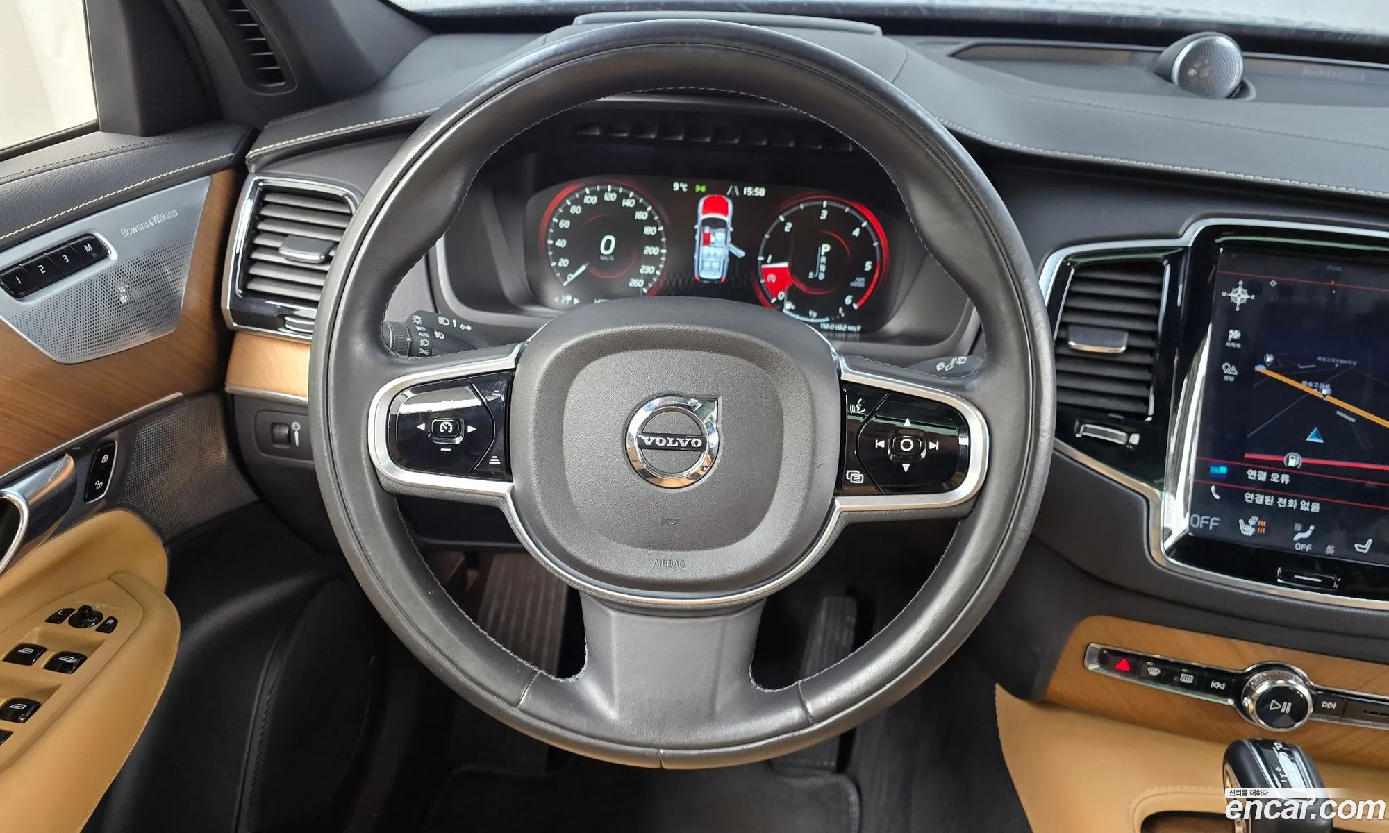 Volvo XC90 2018 YV1LF68TCK1421407 — 2