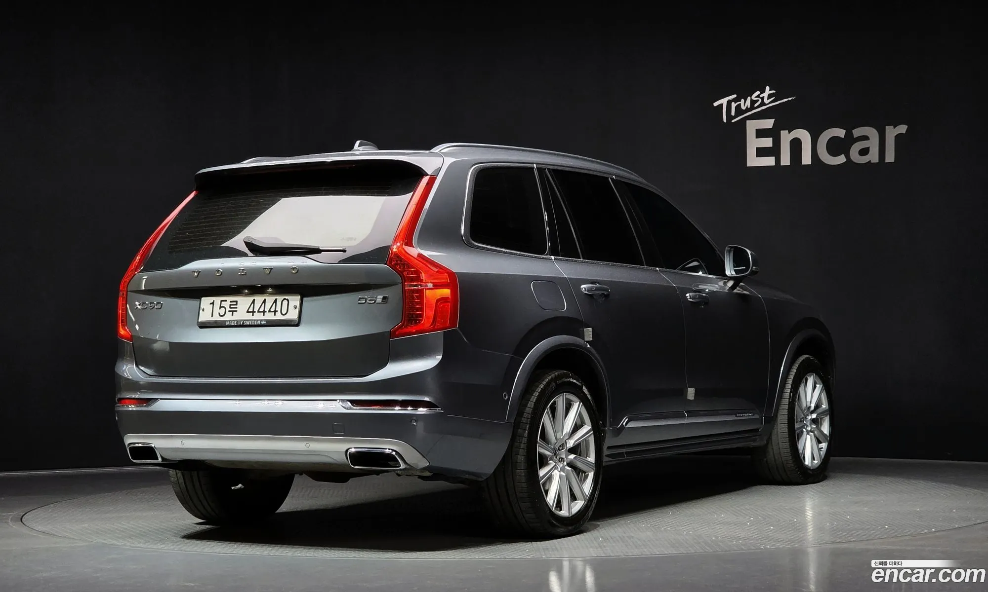 Volvo XC90 2018 YV1LF68TCK1421407 — 16