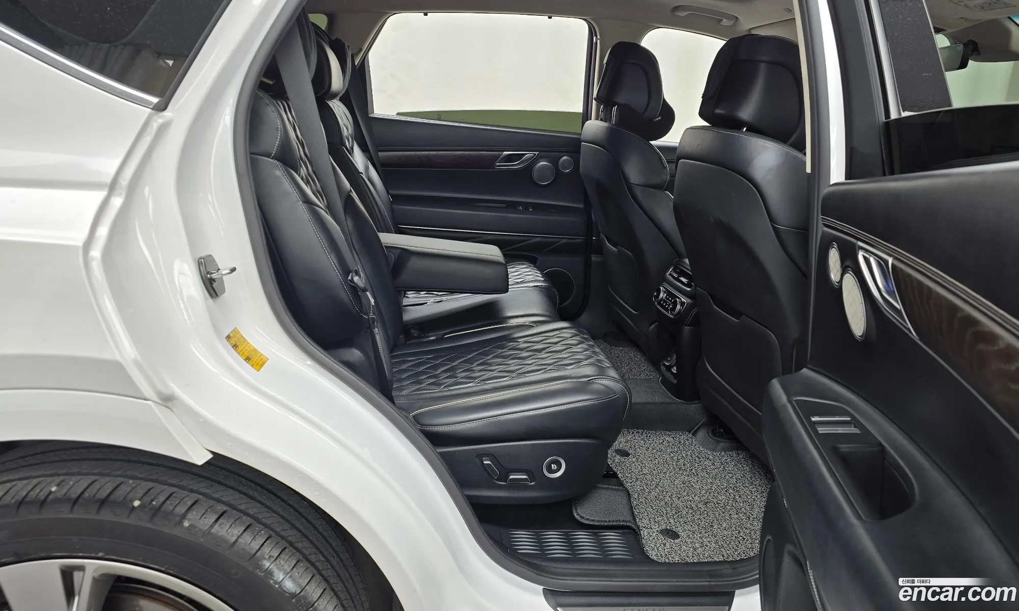 Genesis GV80 2021 — 15