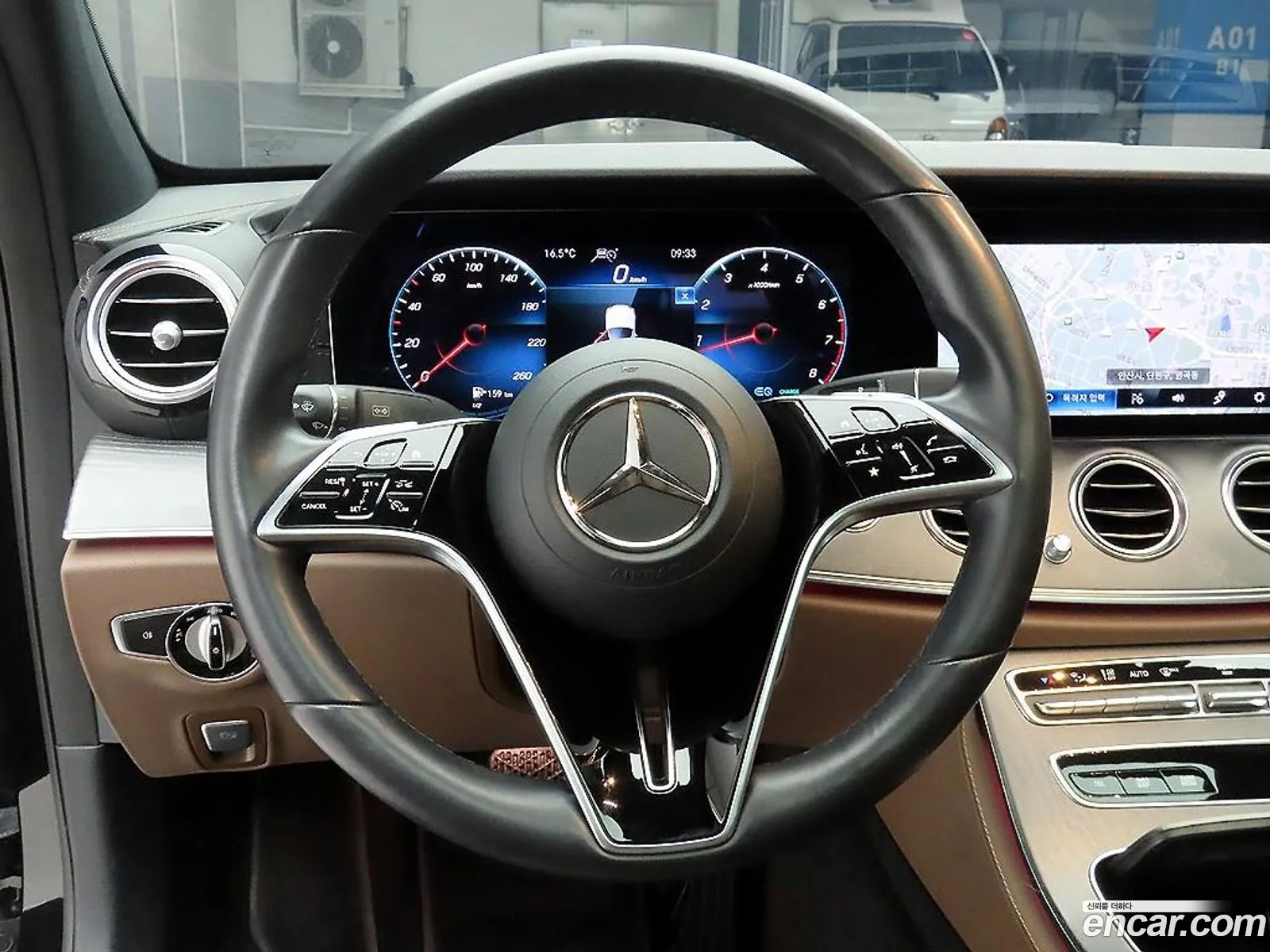 Mercedes-Benz E-Class W213 2022 — 18