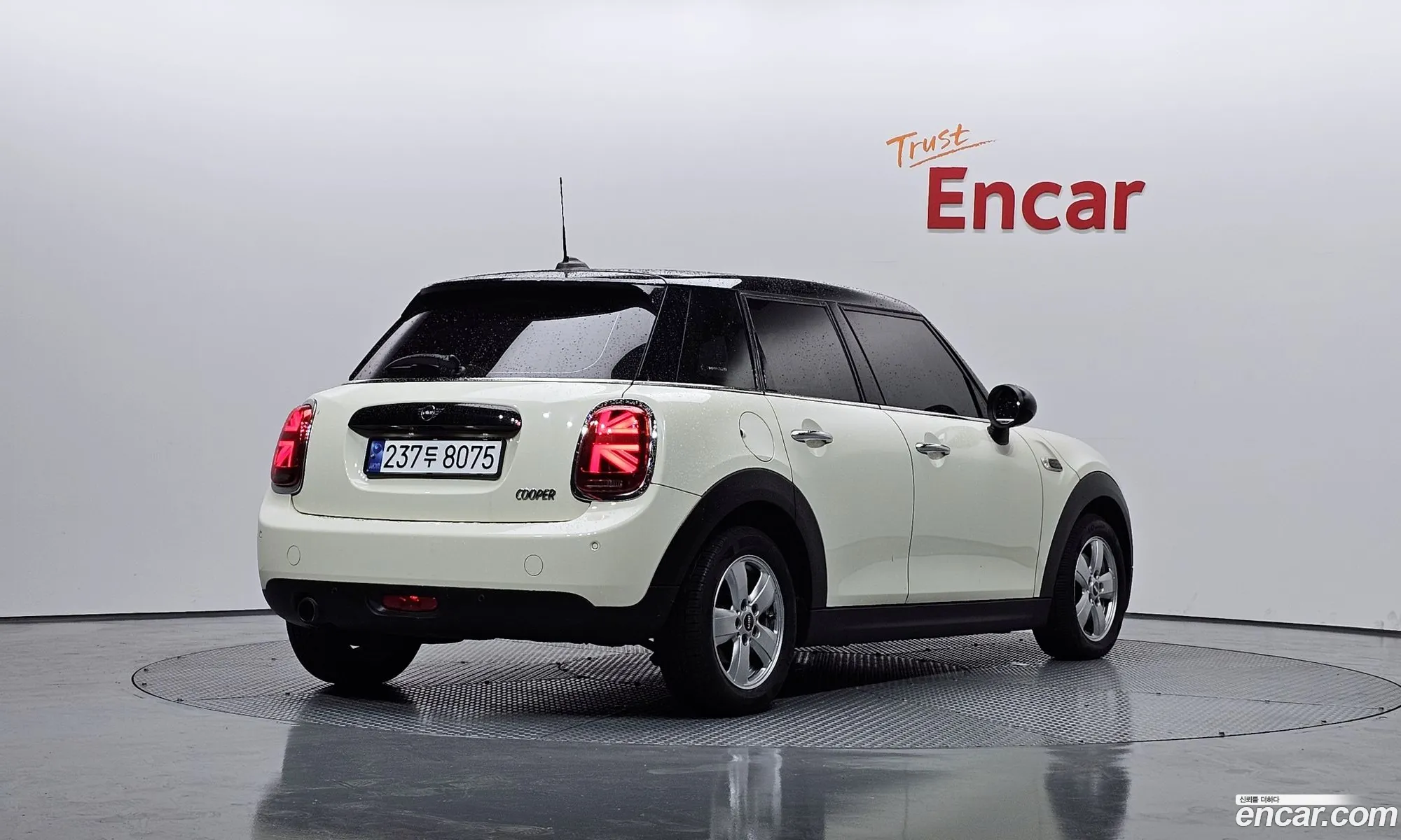 Mini Cooper 2019 WMWXU1103K2H35165 — 16