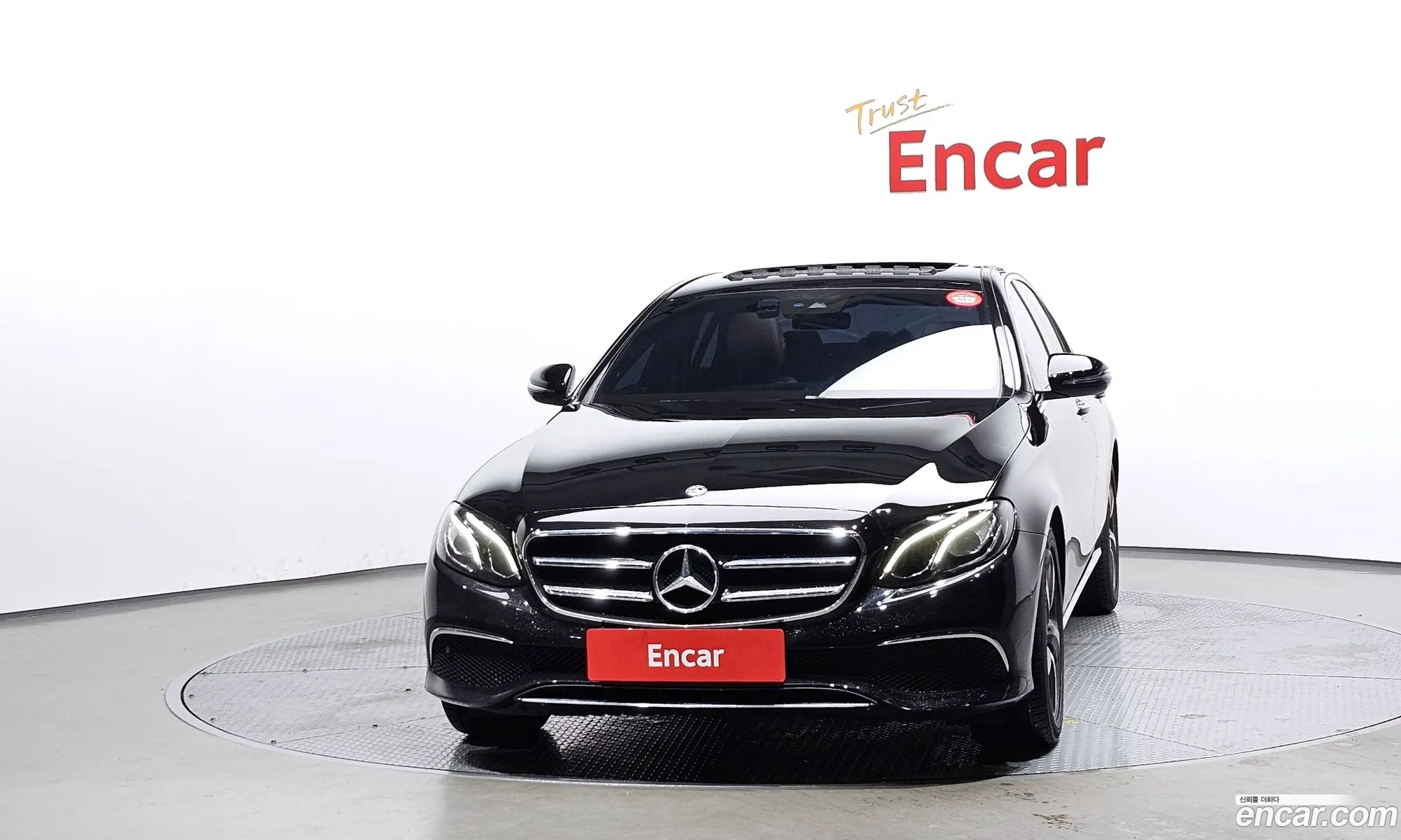 Mercedes-Benz E-Class W213 2019 WDDZF4FB0LA737807 — 14