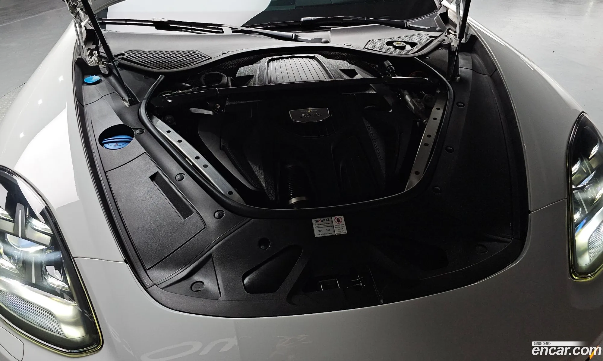 Porsche Panamera 2020 WP0AA297XLL102082 — 2