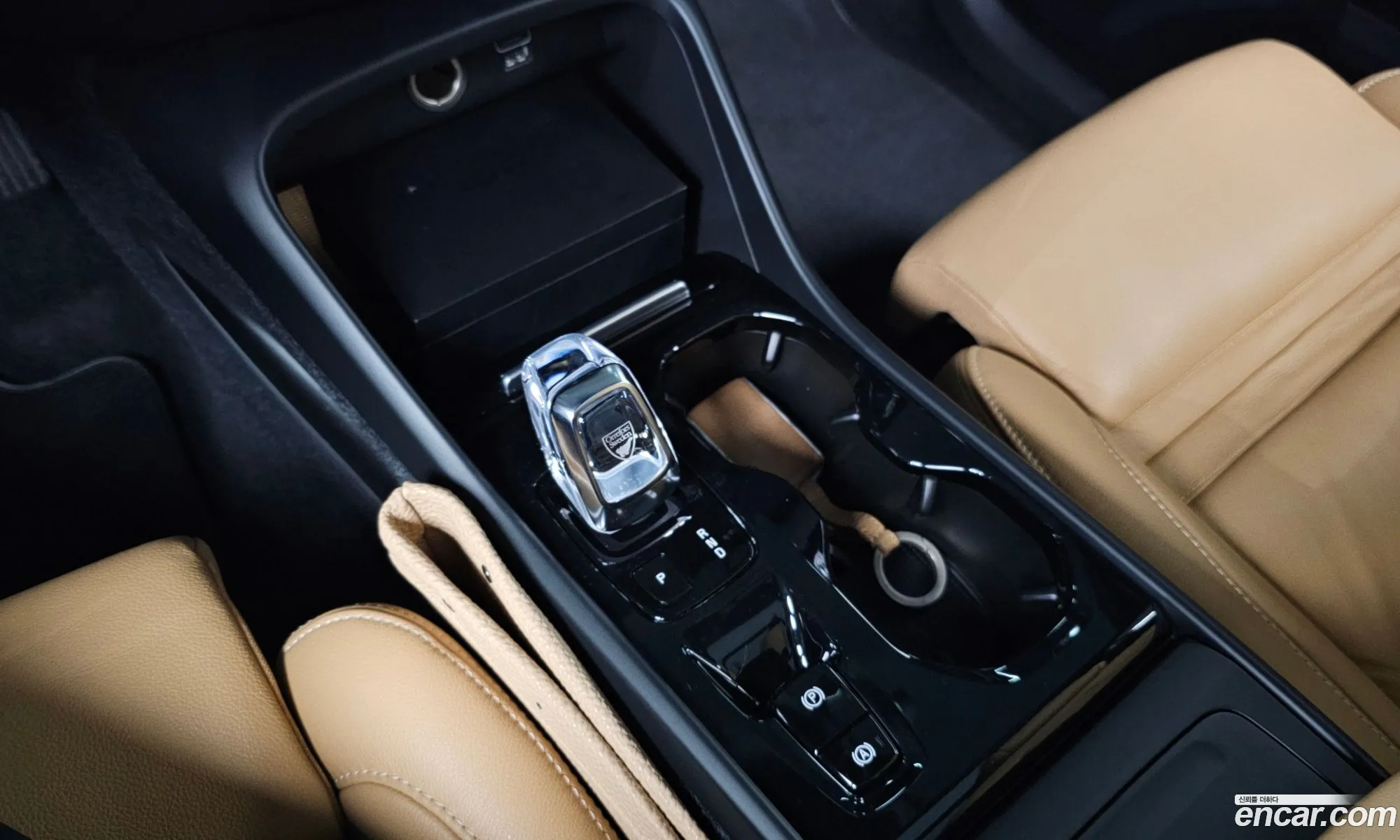 Volvo XC40 2019 YV1XZACACK2094028 — 14