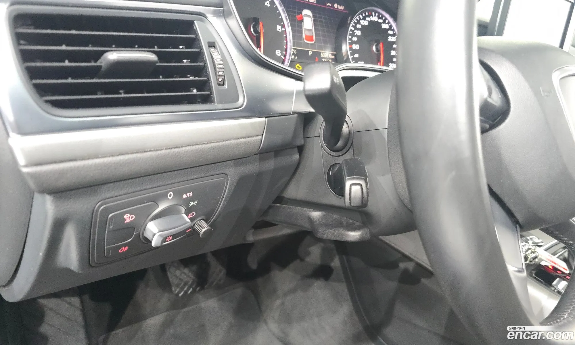 Audi A6 2012 — 18