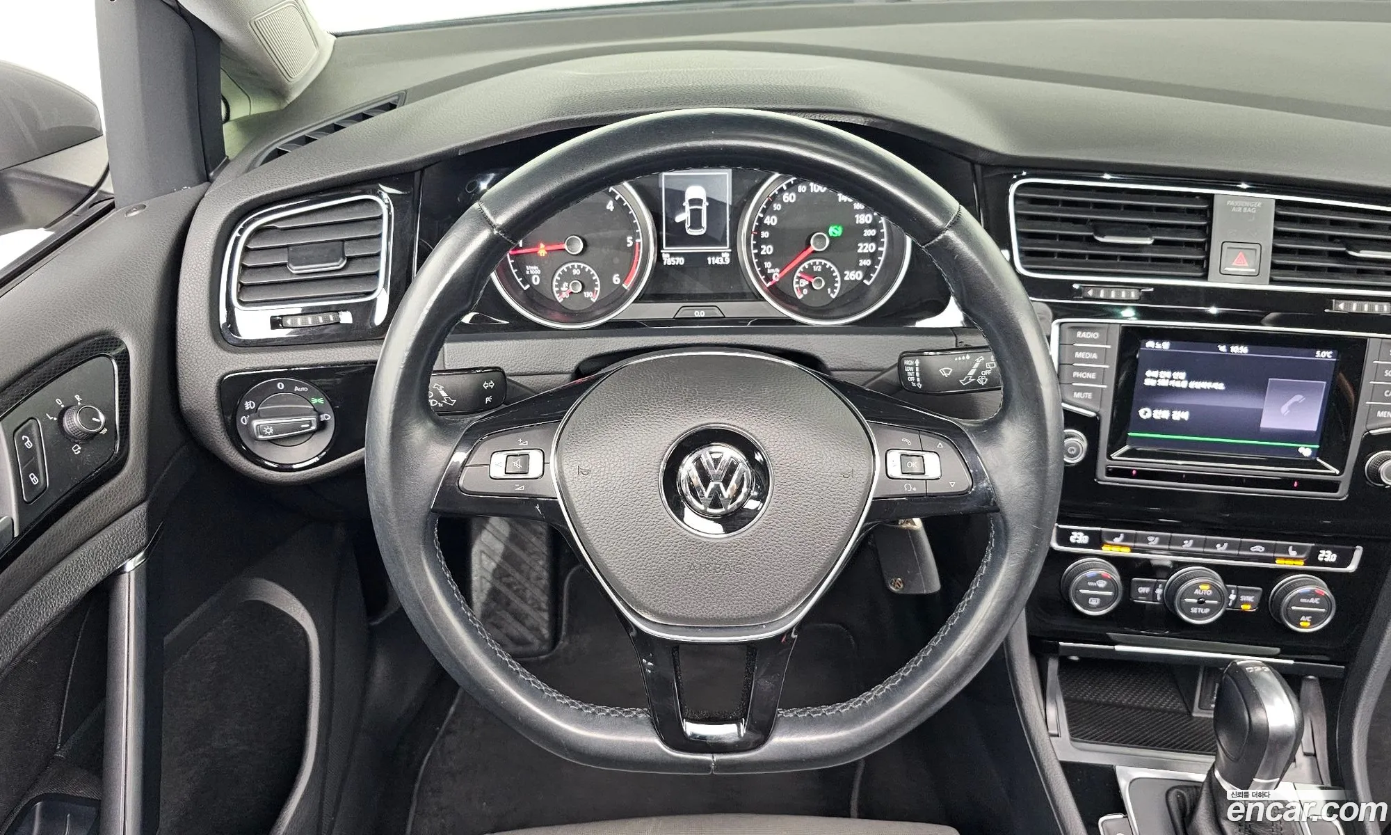 Volkswagen Golf 7th Gen 2014 — 15