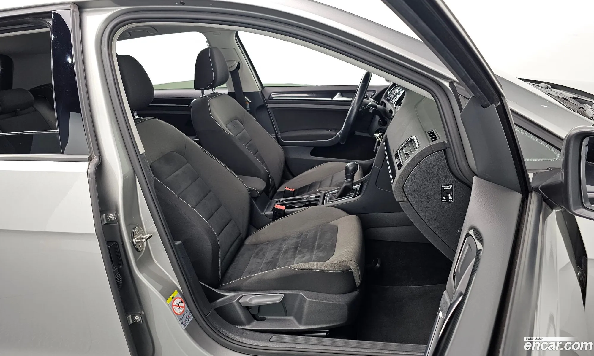 Volkswagen Golf 7th Gen 2014 — 18