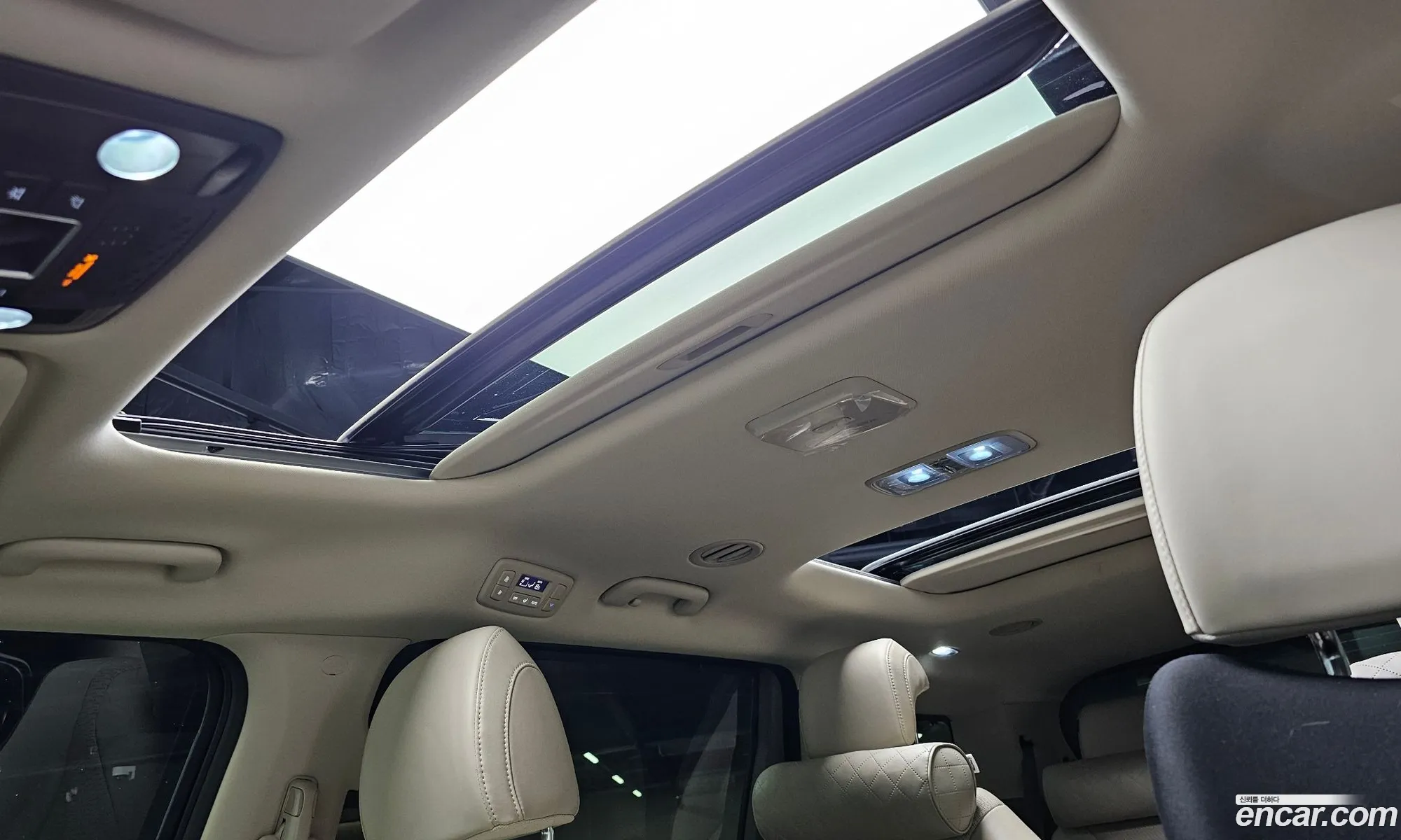 Kia Carnival 2024 — 9