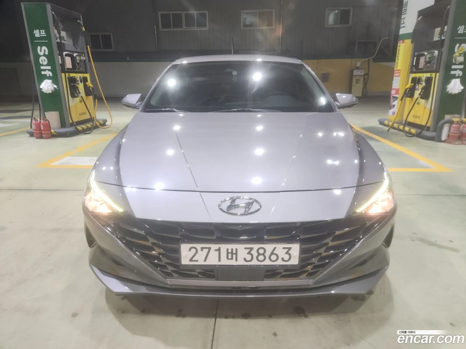 Hyundai Elantra Hybrid 2020 — 18