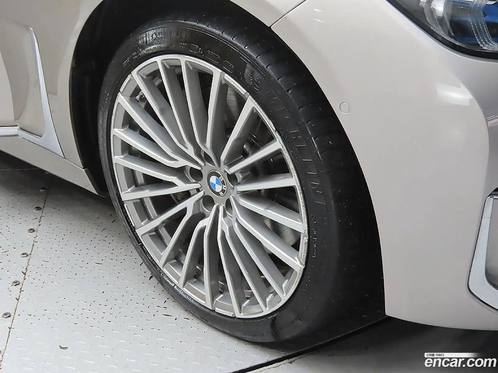 BMW 7 Series 2021 — 14