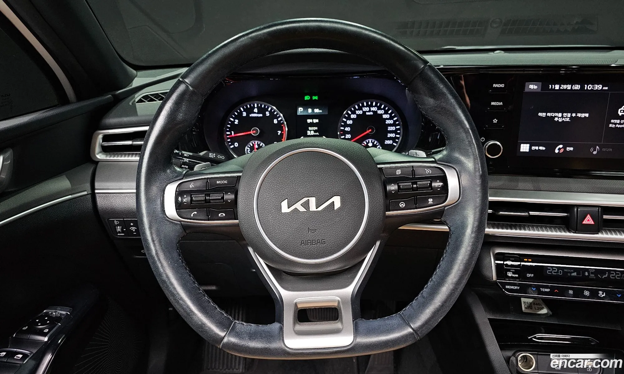 Kia K5 2022 — 5