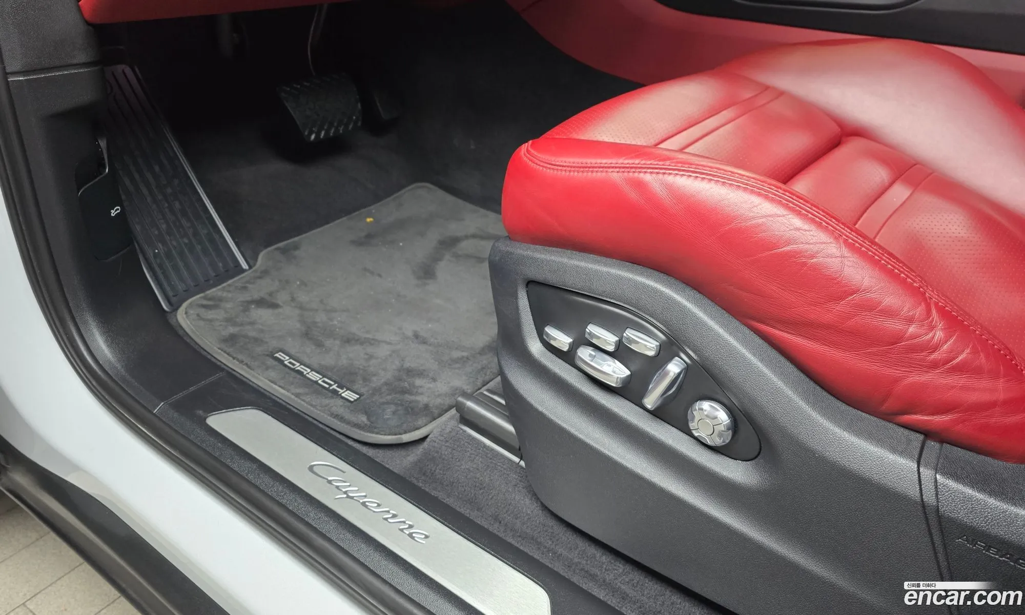 Porsche Cayenne 2020 WP1BA29Y9LDA67931 — 13