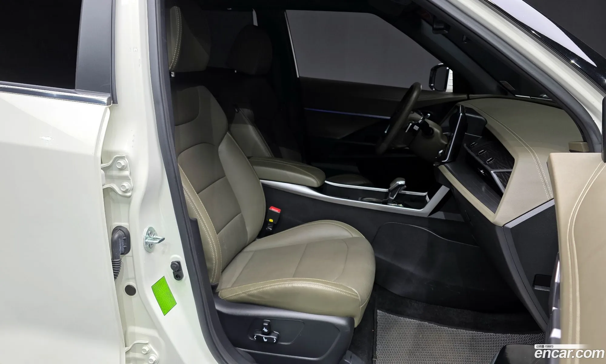 KG Mobility (SsangYong) Torres 2023 — 13