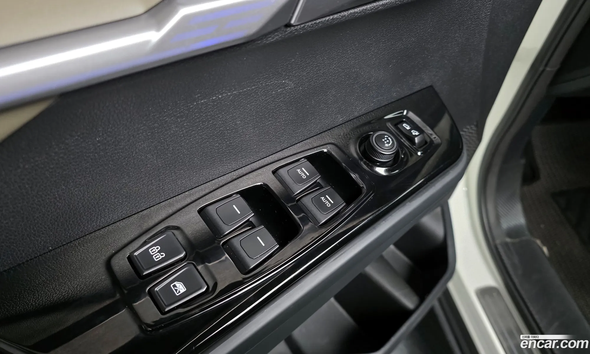 KG Mobility (SsangYong) Torres 2023 — 5