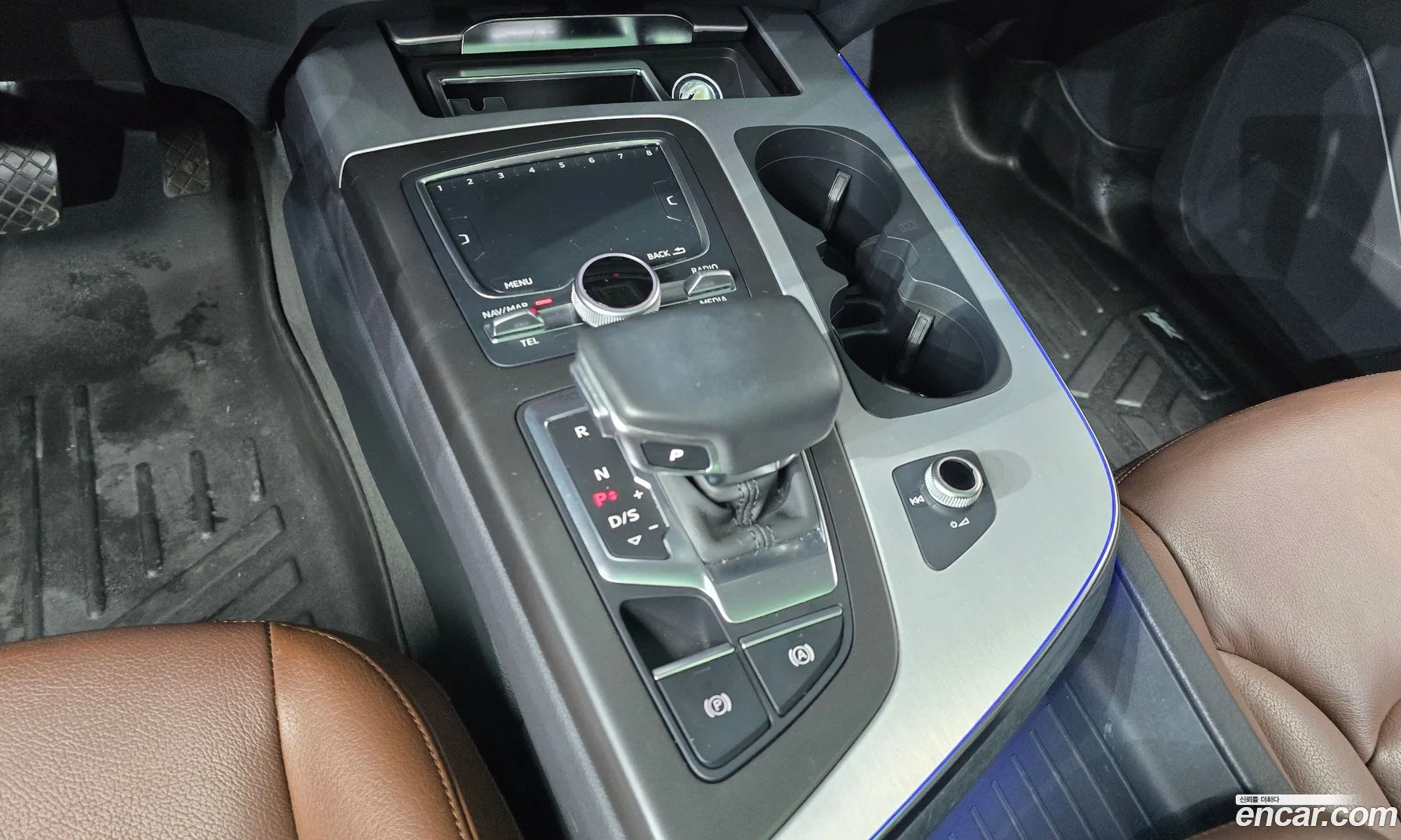 Audi Q7 2019 WAUZZZ4M7KD043676 — 14