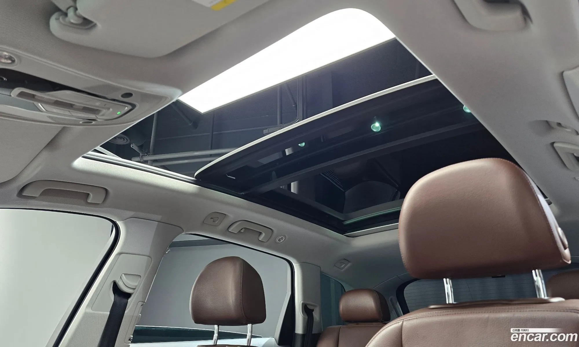 Audi Q7 2019 WAUZZZ4M7KD043676 — 9