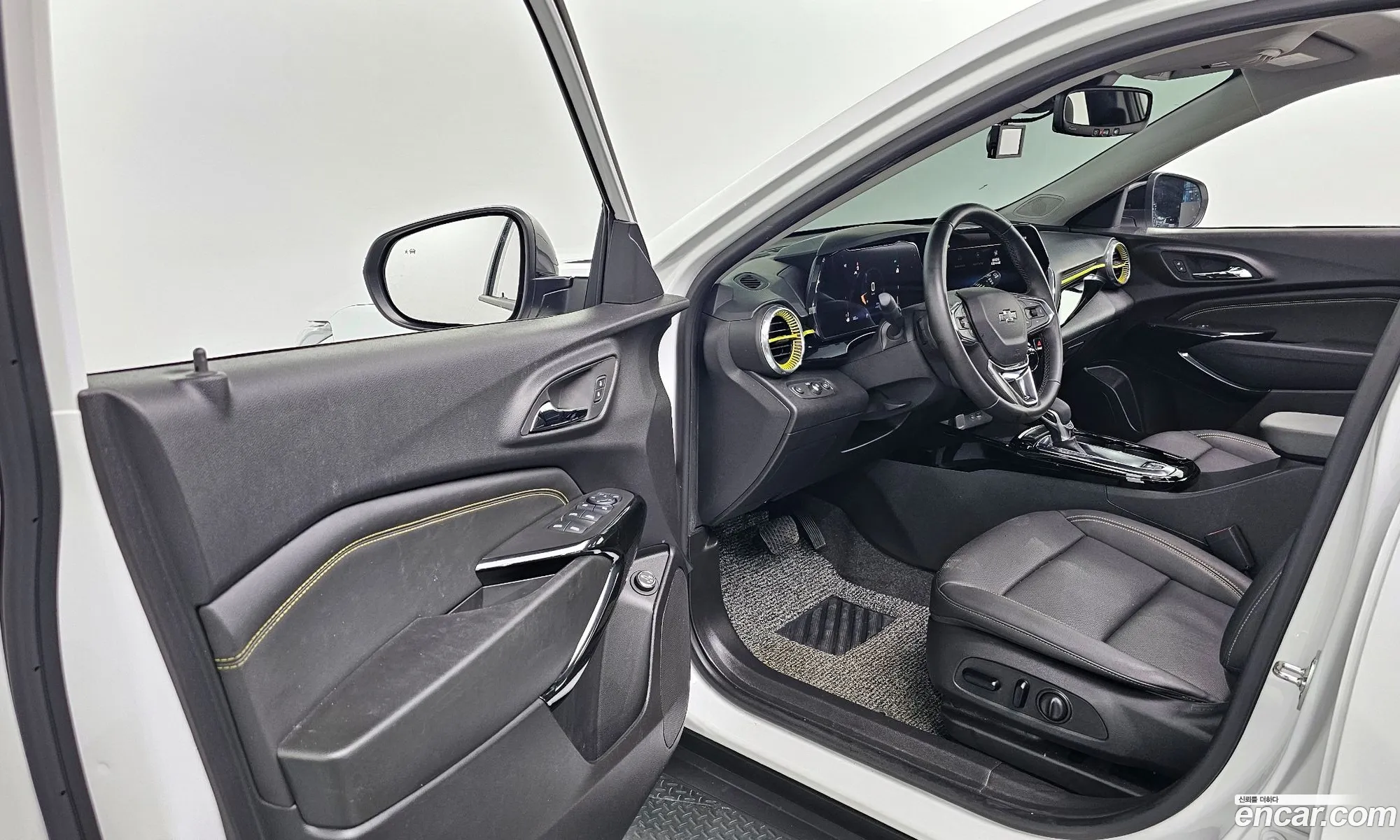 Chevrolet (GM Daewoo) Trax Crossover 2024 — 4