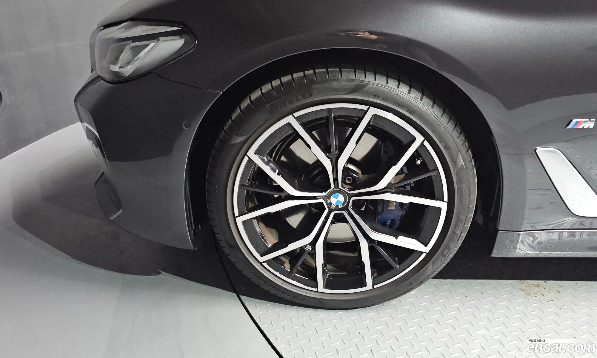 BMW 5 Series 2021 WBA71BH07MWX01923 — 11