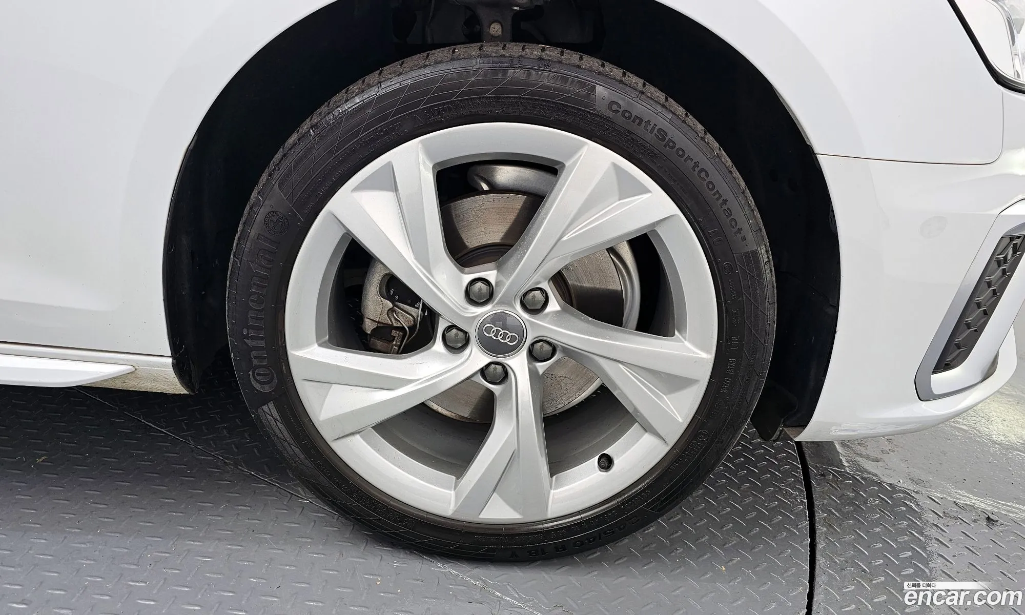 Audi A4 2020 WAUZZZF46LA062851 — 4