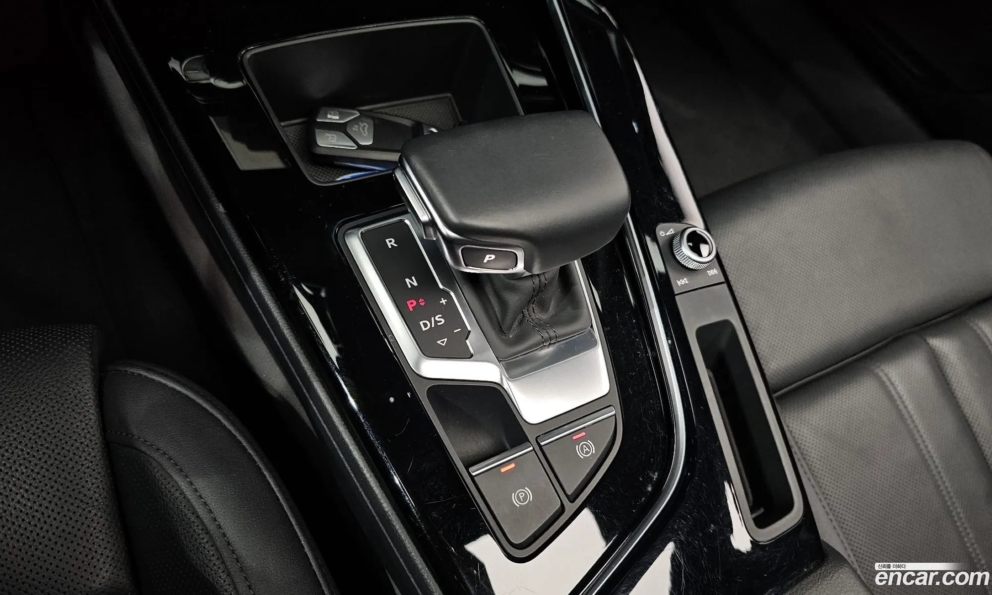 Audi A4 2020 WAUZZZF46LA062851 — 14