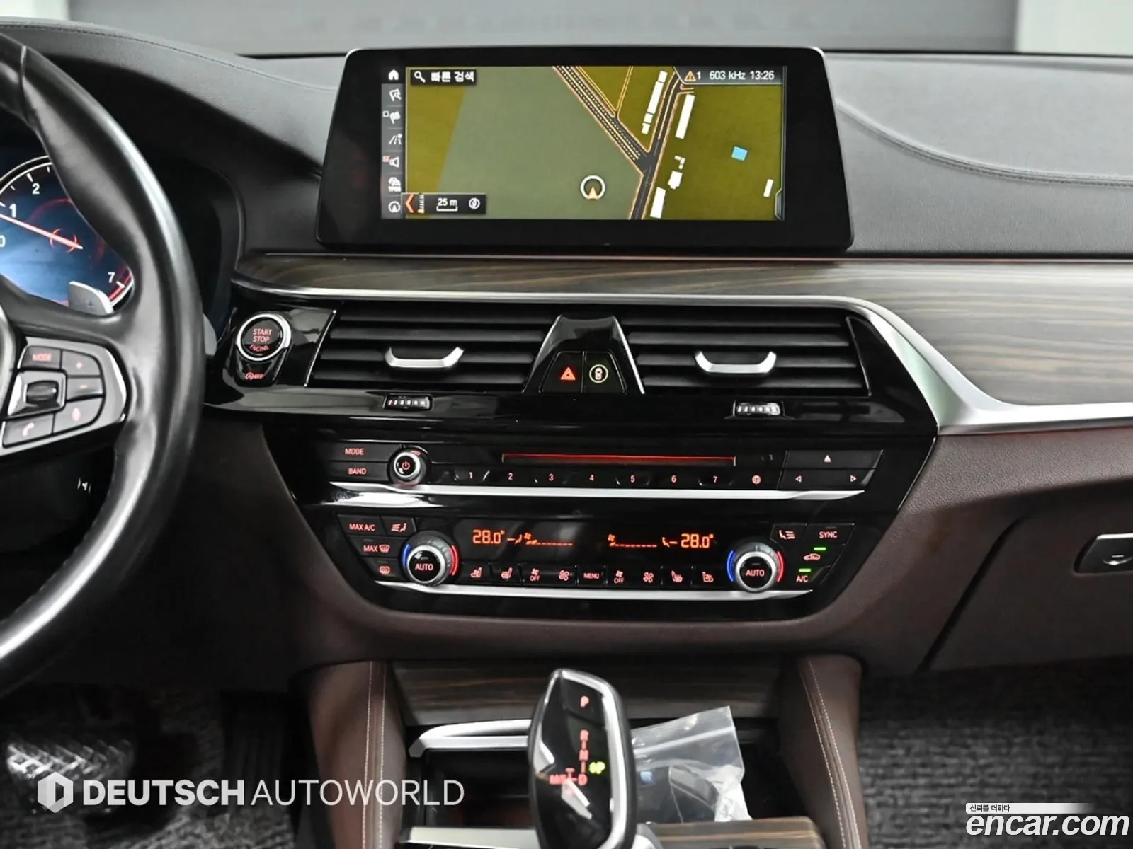 BMW 5 Series 2018 — 12