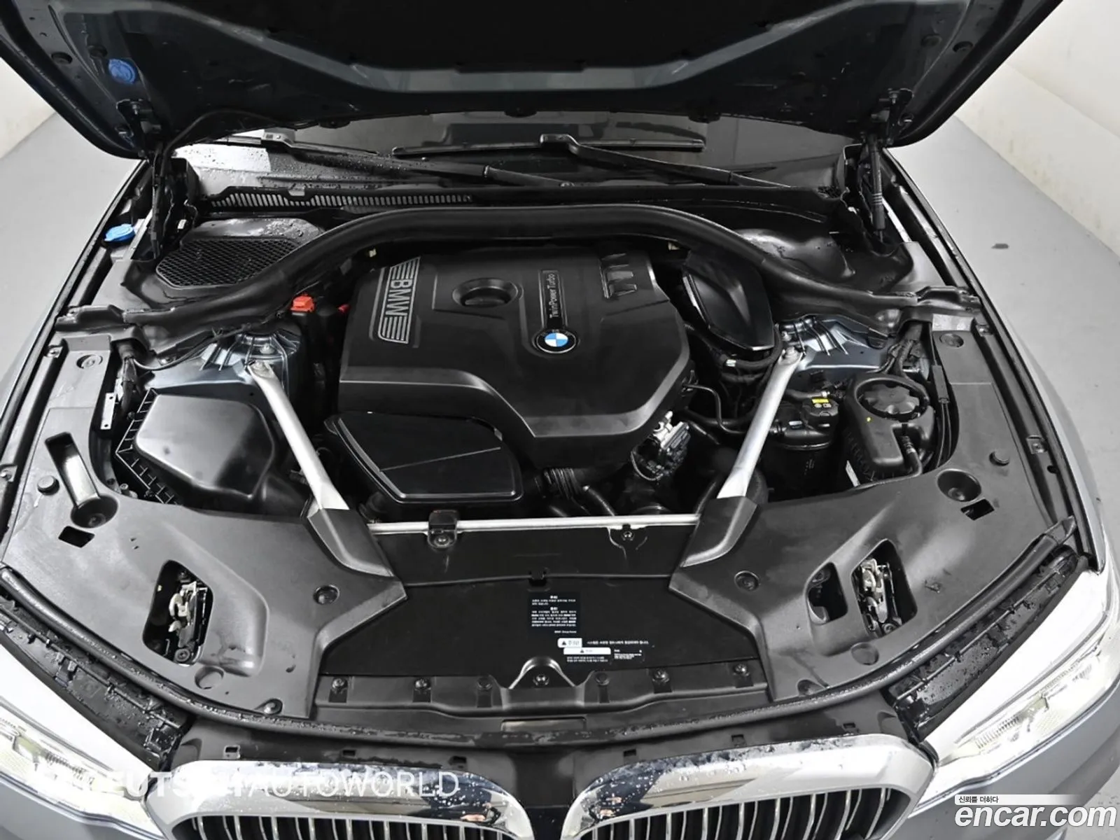 BMW 5 Series 2018 — 5