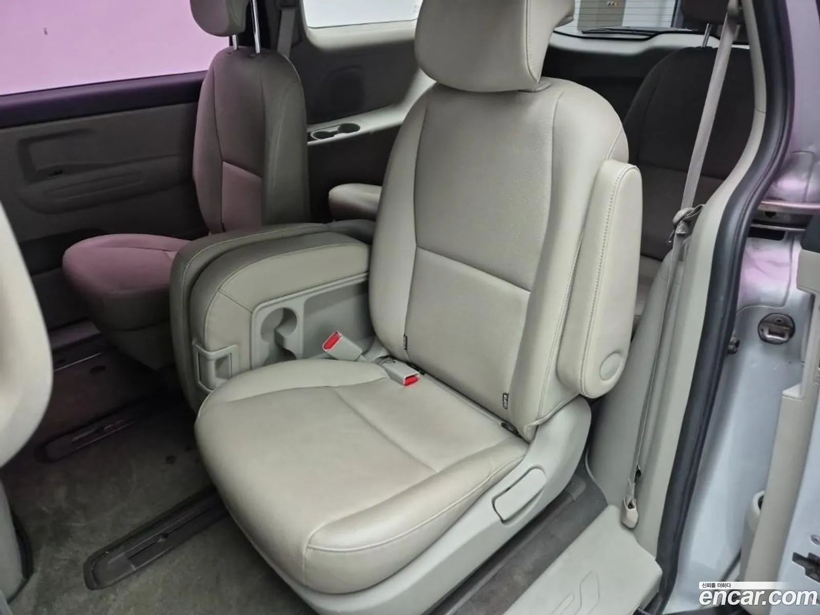Kia Carnival 2018 — 18