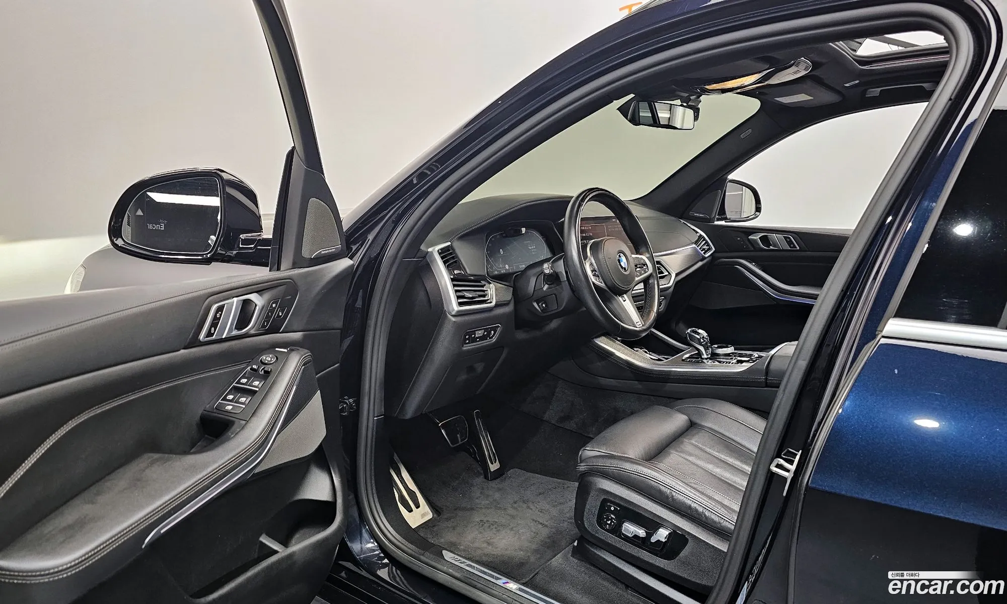 BMW X5 2021 — 2