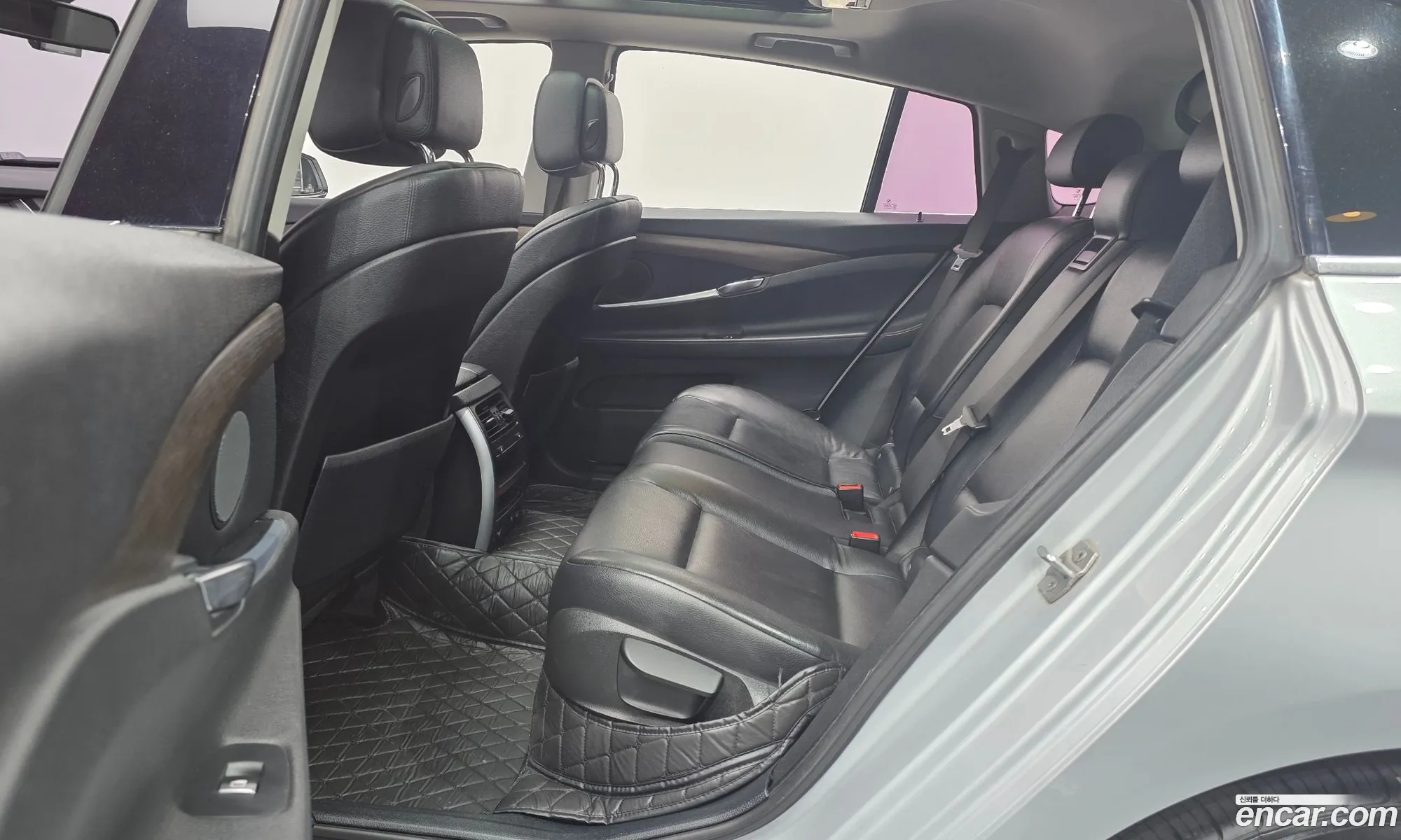 BMW 5 Series GT 2013 WBAXC2109DD123646 — 12