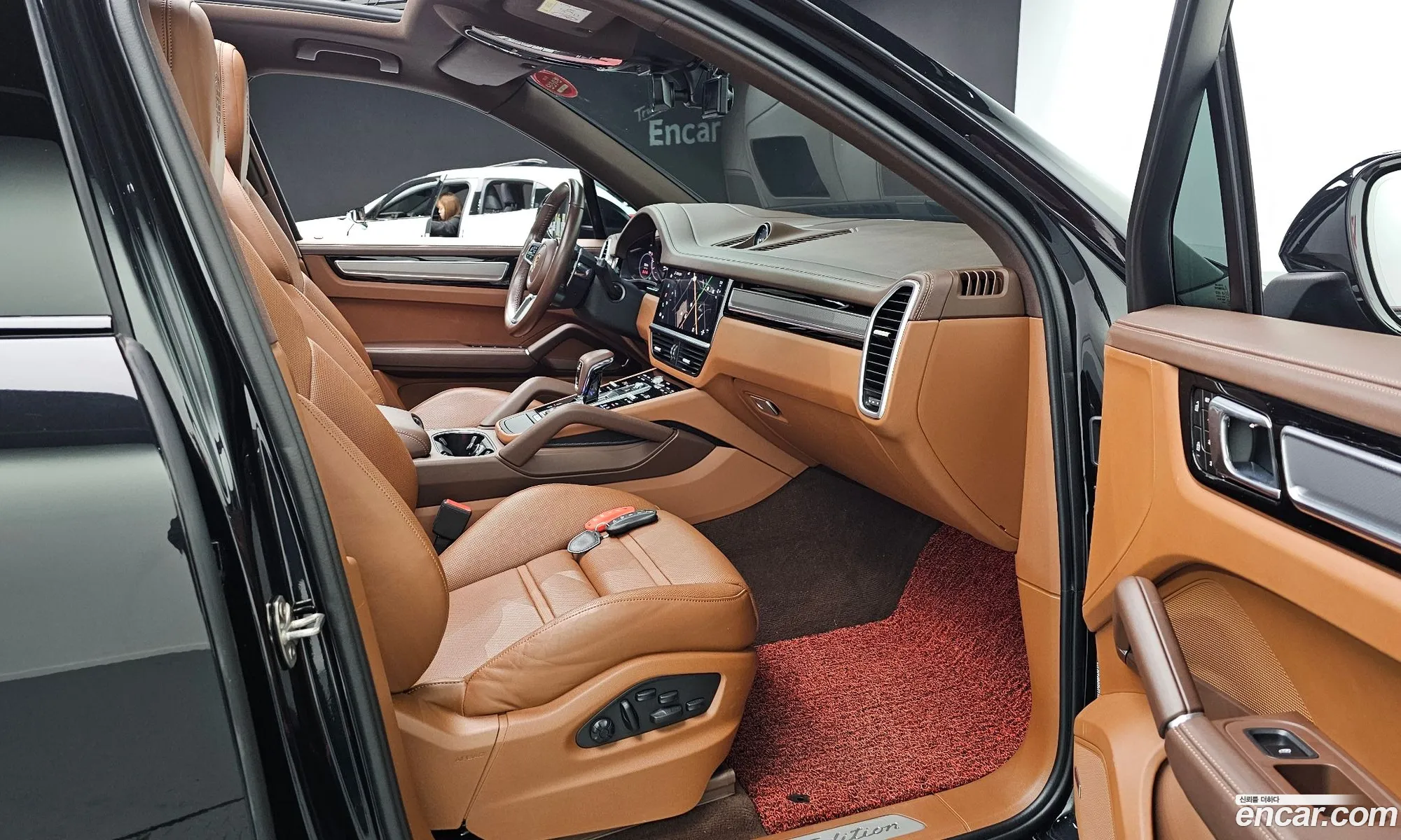 Porsche Cayenne 2023 — 3