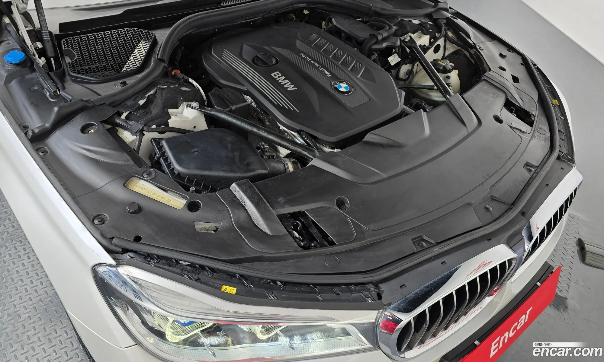 BMW 7 Series 2019 WBA7C4100KBR89871 — 7