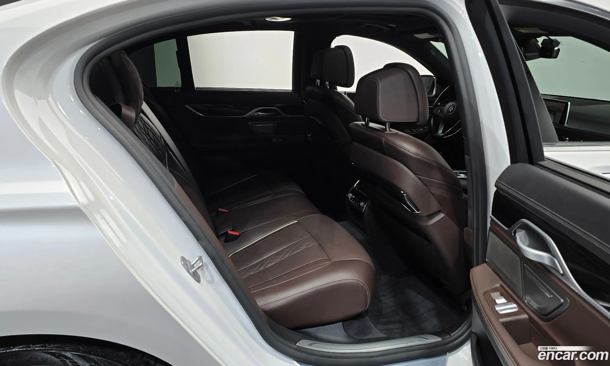 BMW 7 Series 2019 WBA7C4100KBR89871 — 16