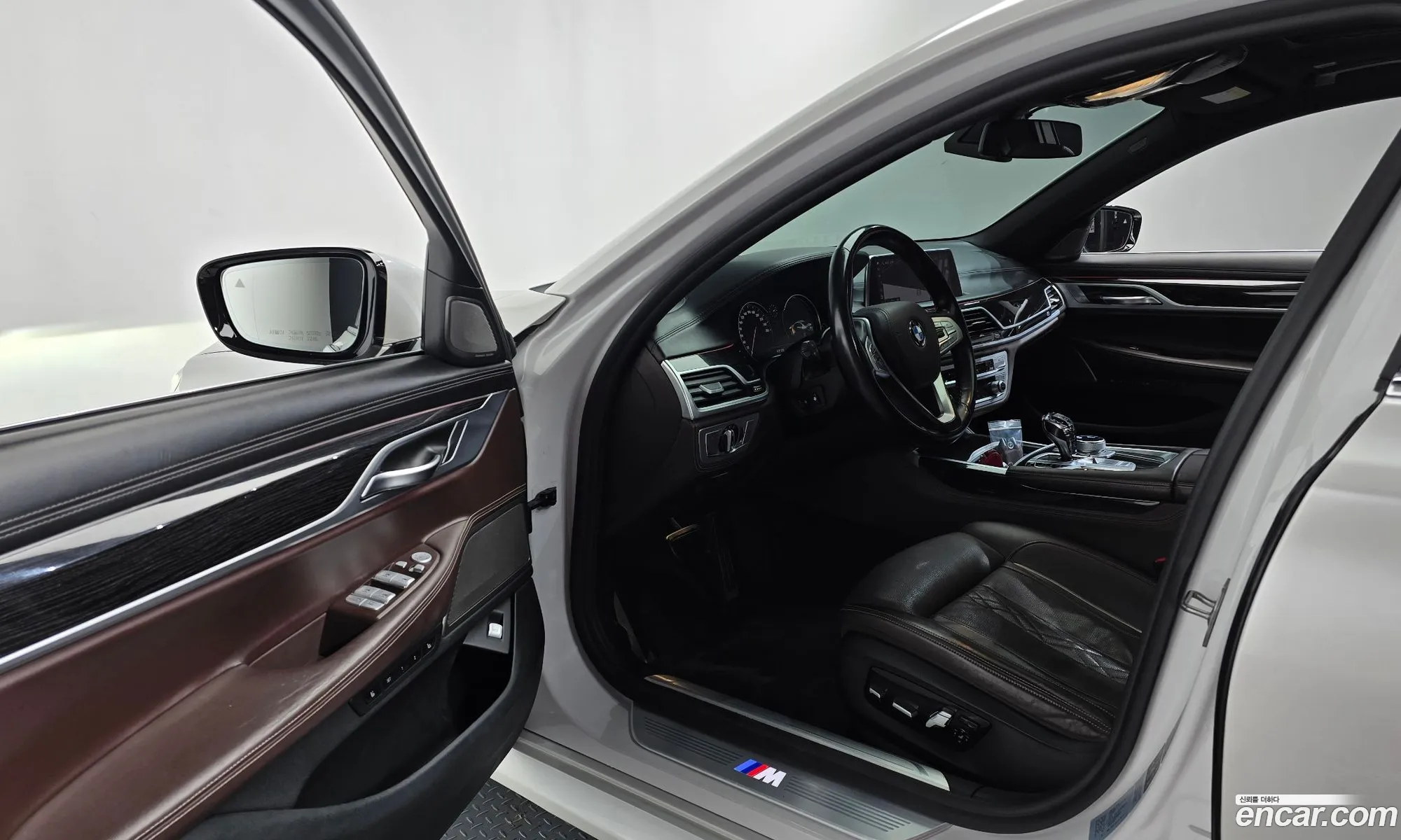 BMW 7 Series 2019 WBA7C4100KBR89871 — 14