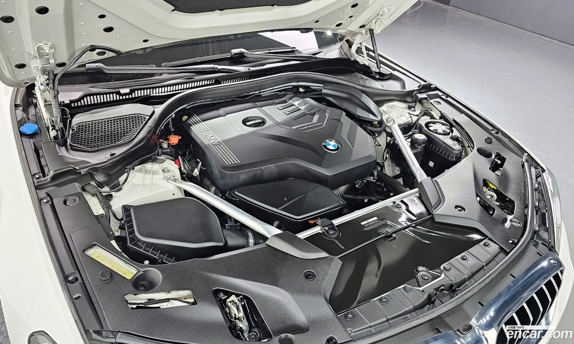 BMW 5 Series 2021 — 8
