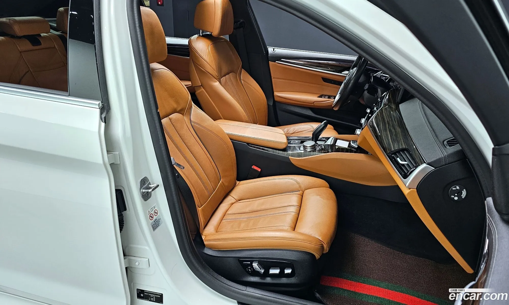 BMW 5 Series 2021 — 16