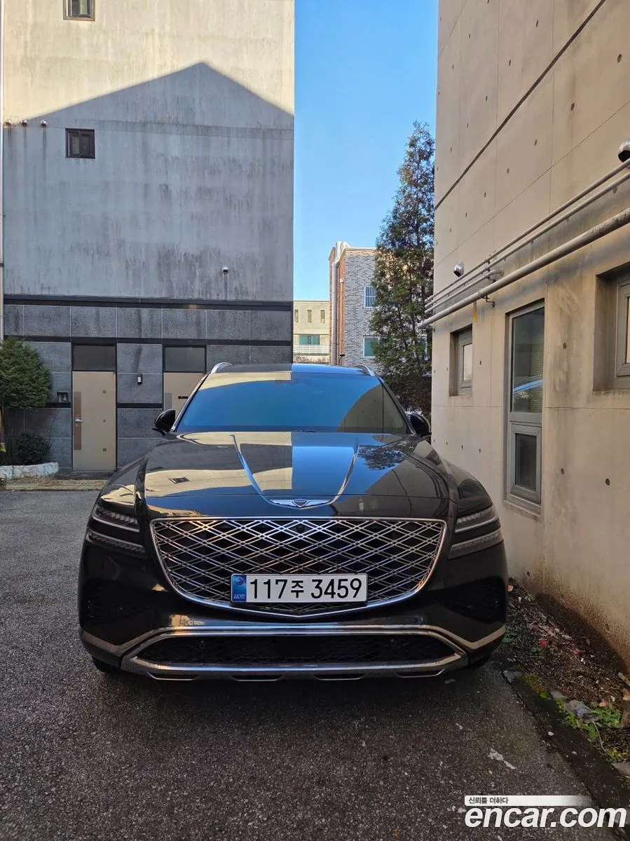 Genesis GV80 2025 — 10